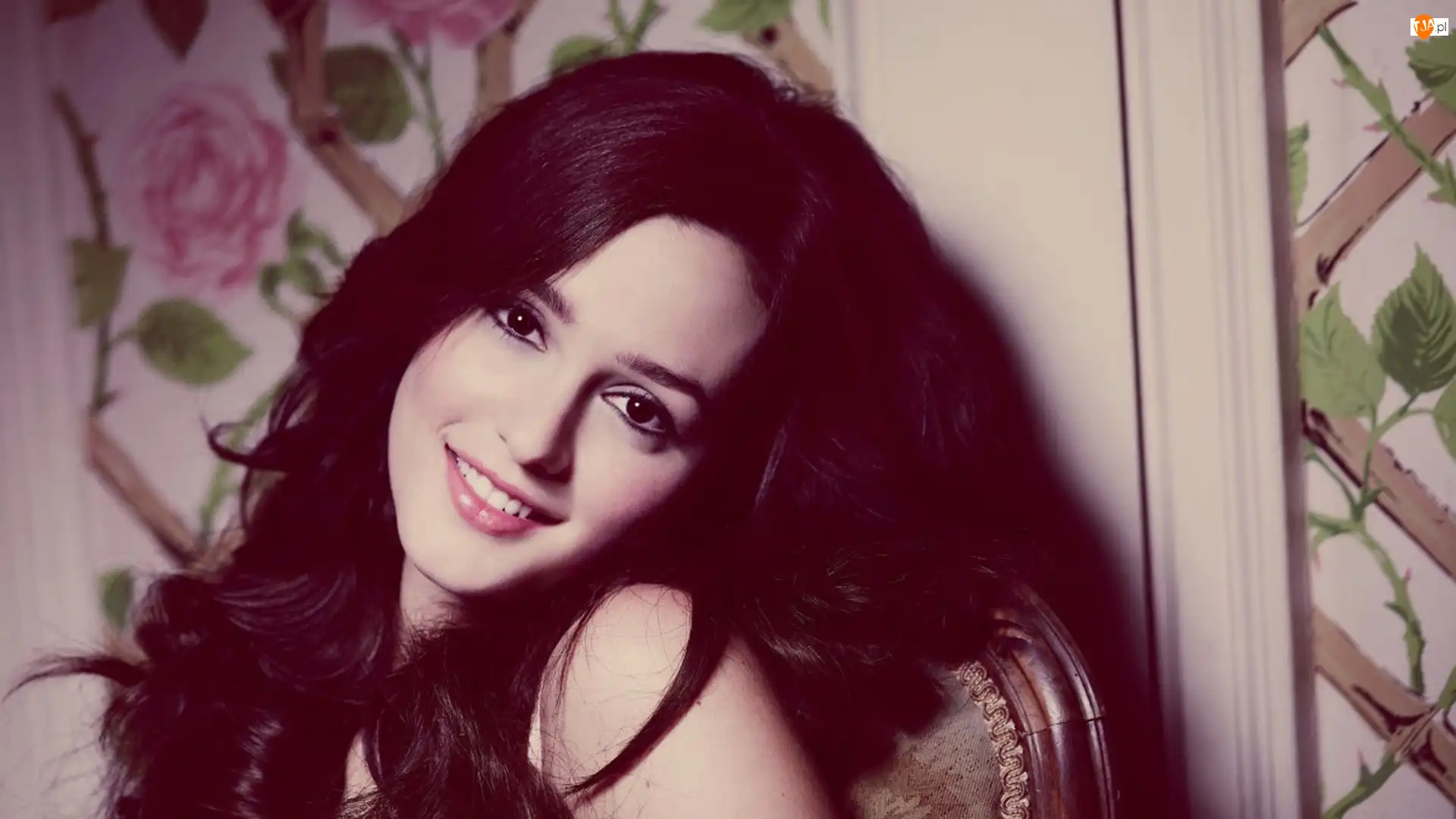 Leighton Meester, Uśmiechnięta
