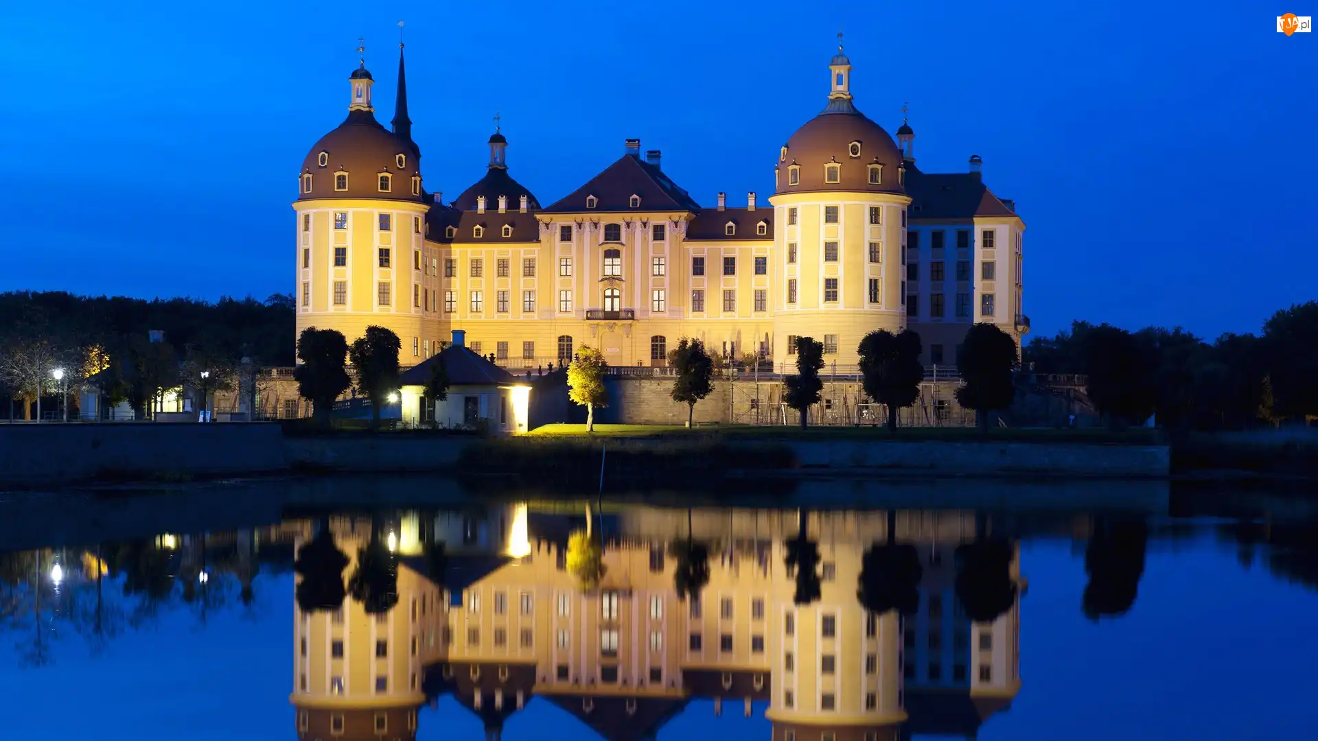 Pałac na wodzie, Pałac Moritzburg, Saksonia, Niemcy