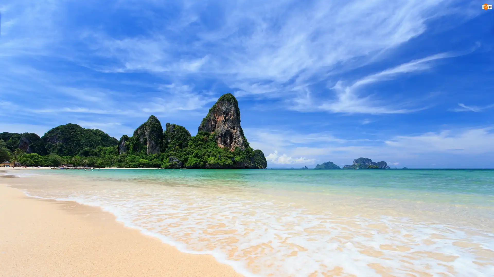 Plaża Railay Beach, Skały, Chmury, Morze Andamańskie, Drzewa, Tajlandia, Prowincja Krabi