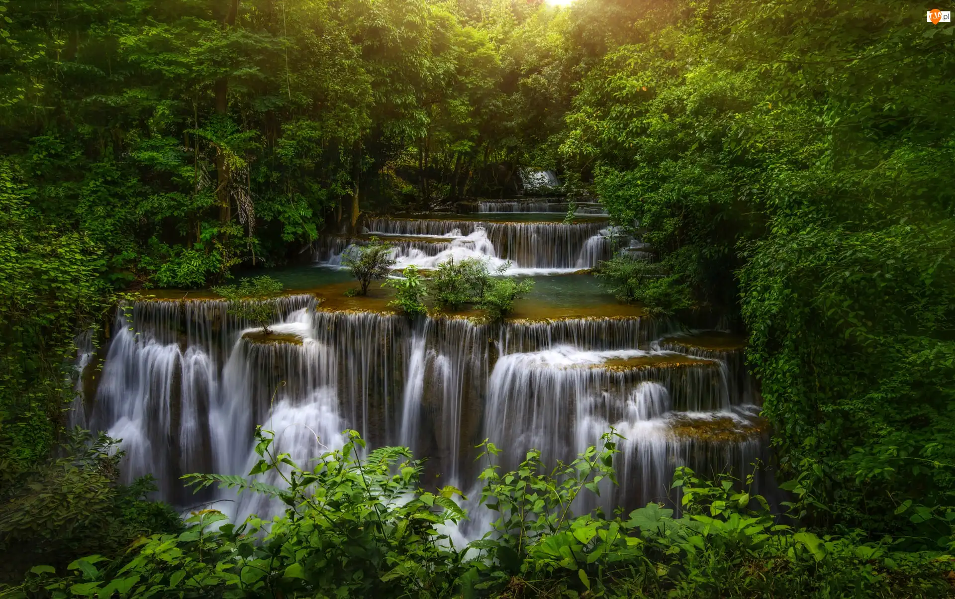 Kaskada, Wodospad Erawan, Park Narodowy Erawan, Tajlandia, Drzewa, Prowincja Kanchanaburi