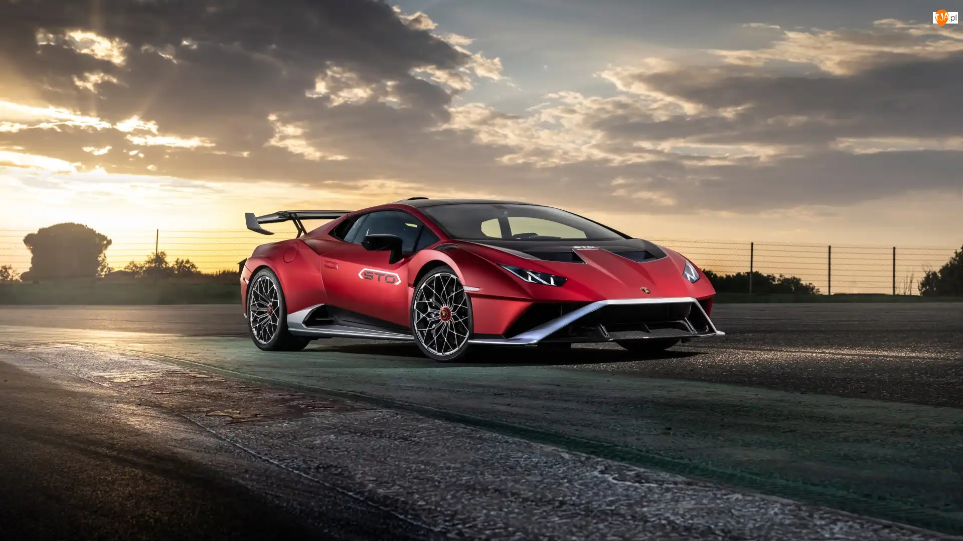 Lamborghini Huracan STO, Czerwone