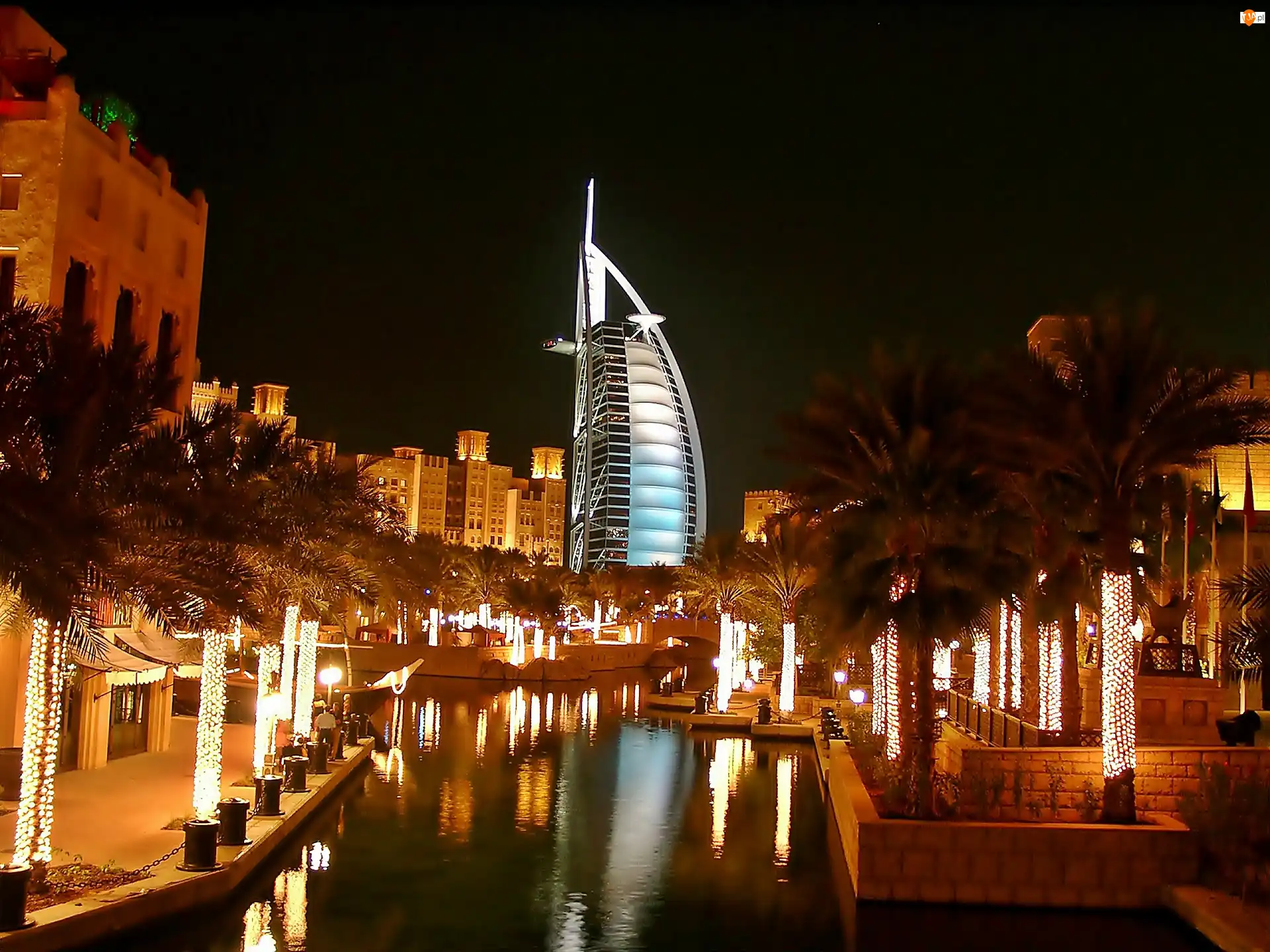 Dubaj, Hotel, Miasto Nocą, Zjednoczone Emiraty Arabskie, Palmy, Budynki, Burdż al-Arab