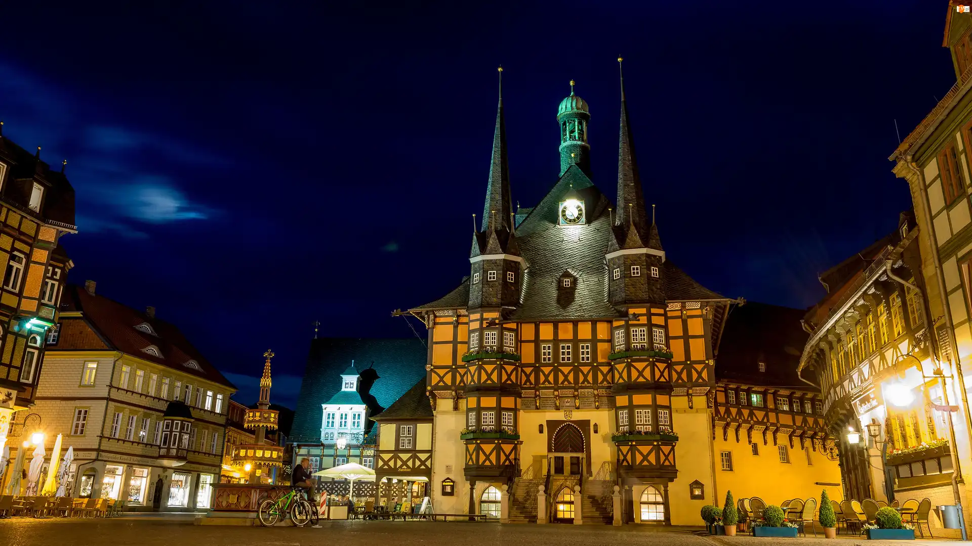 Wernigerode, Rynek, Domy, Saksonia-Anhalt, Oświetlony, Noc, Niemcy, Ratusz