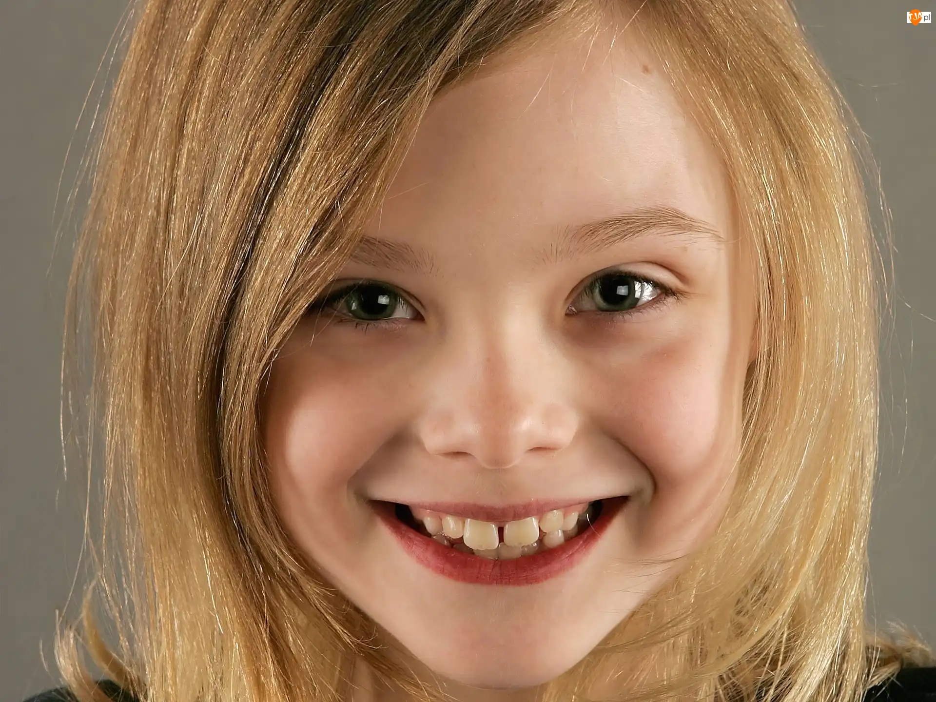 Uśmiech, Elle Fanning