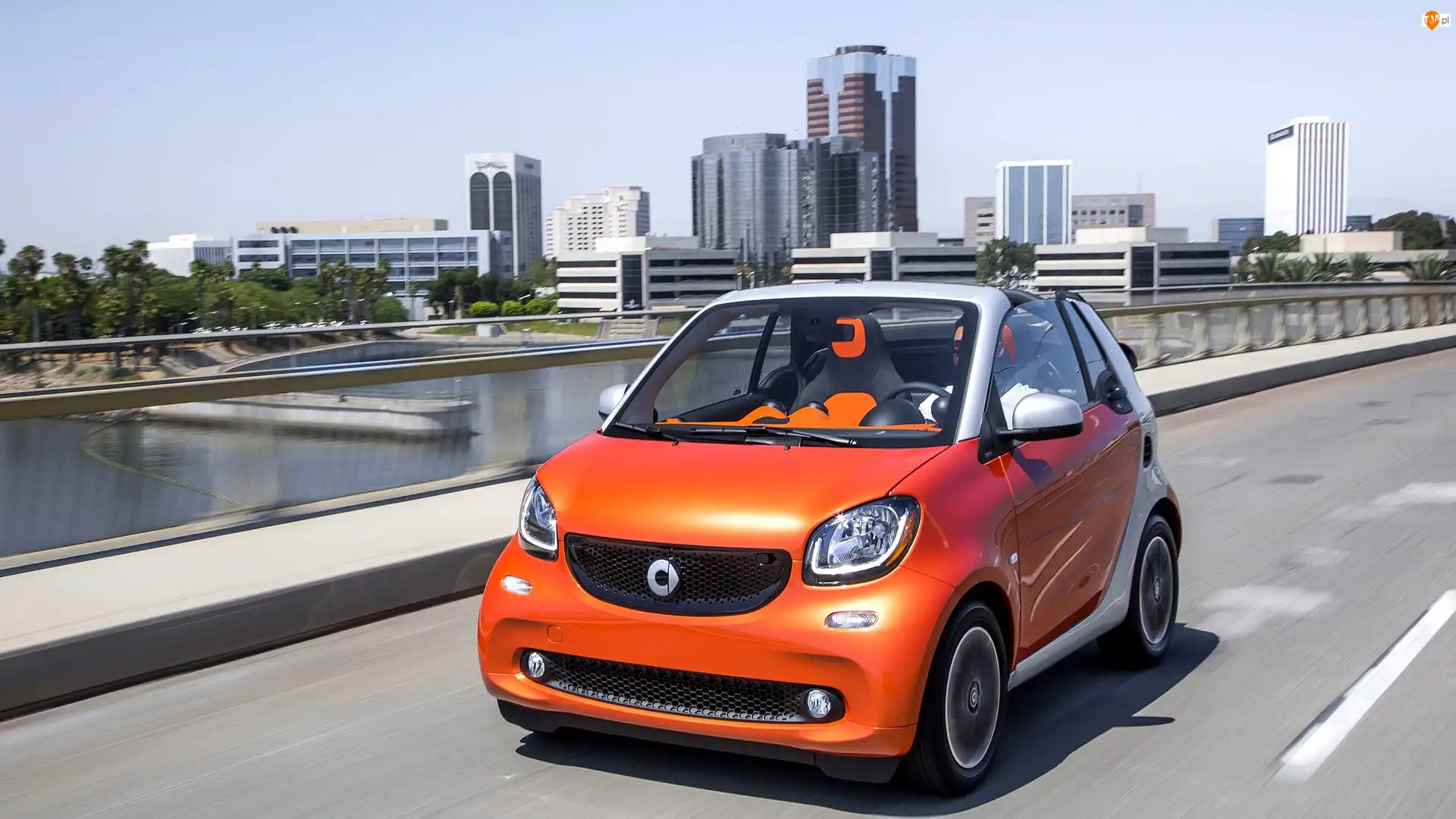 Wieżowce, Smart Fortwo Cabrio, 2017, Ulica