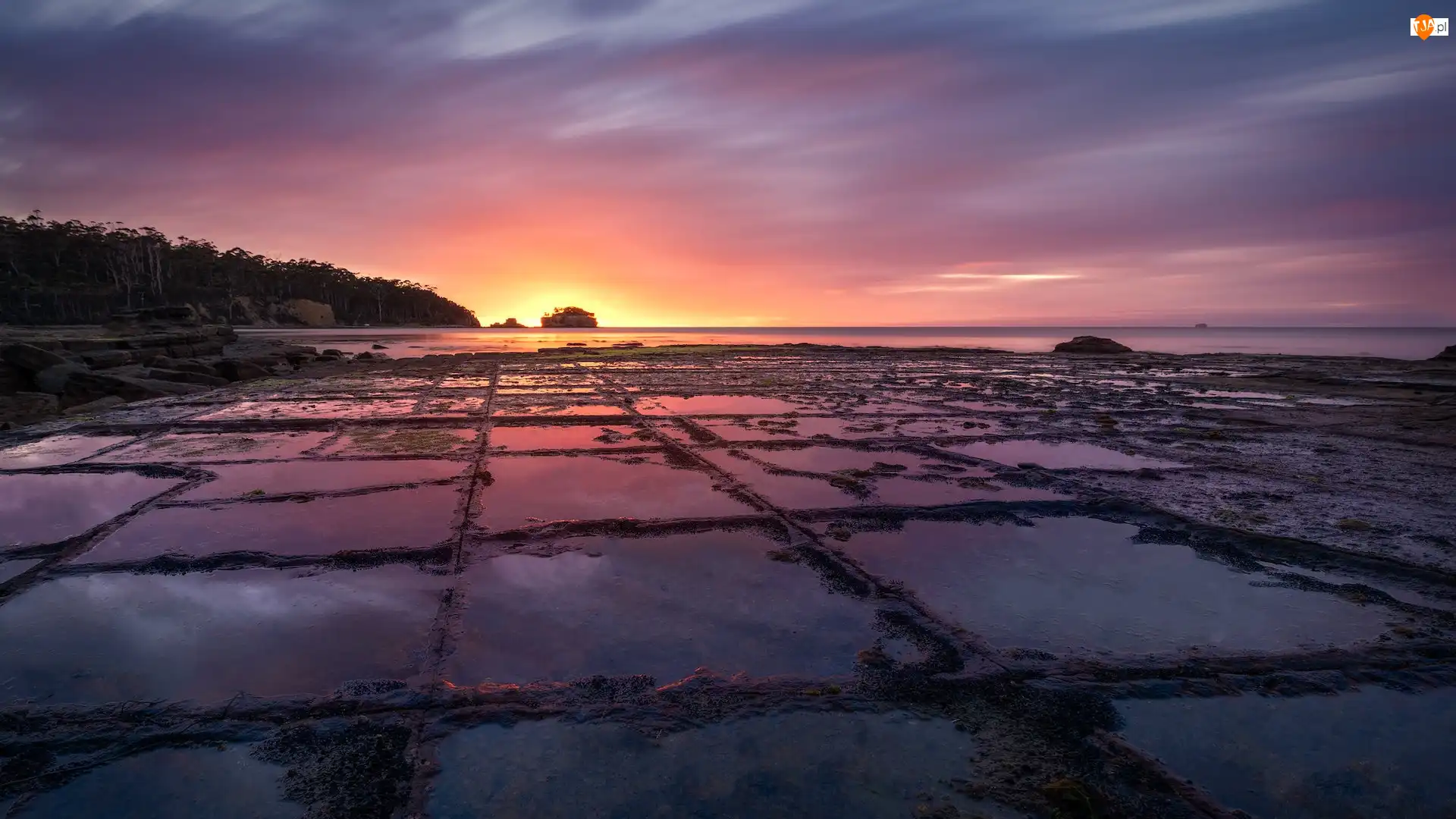 Eaglehawk Neck, Wschód słońca, Tessellated Pavement, Tasmania, Morze, 
Zatoka Piratów, Australia, Mozaikowa skała
