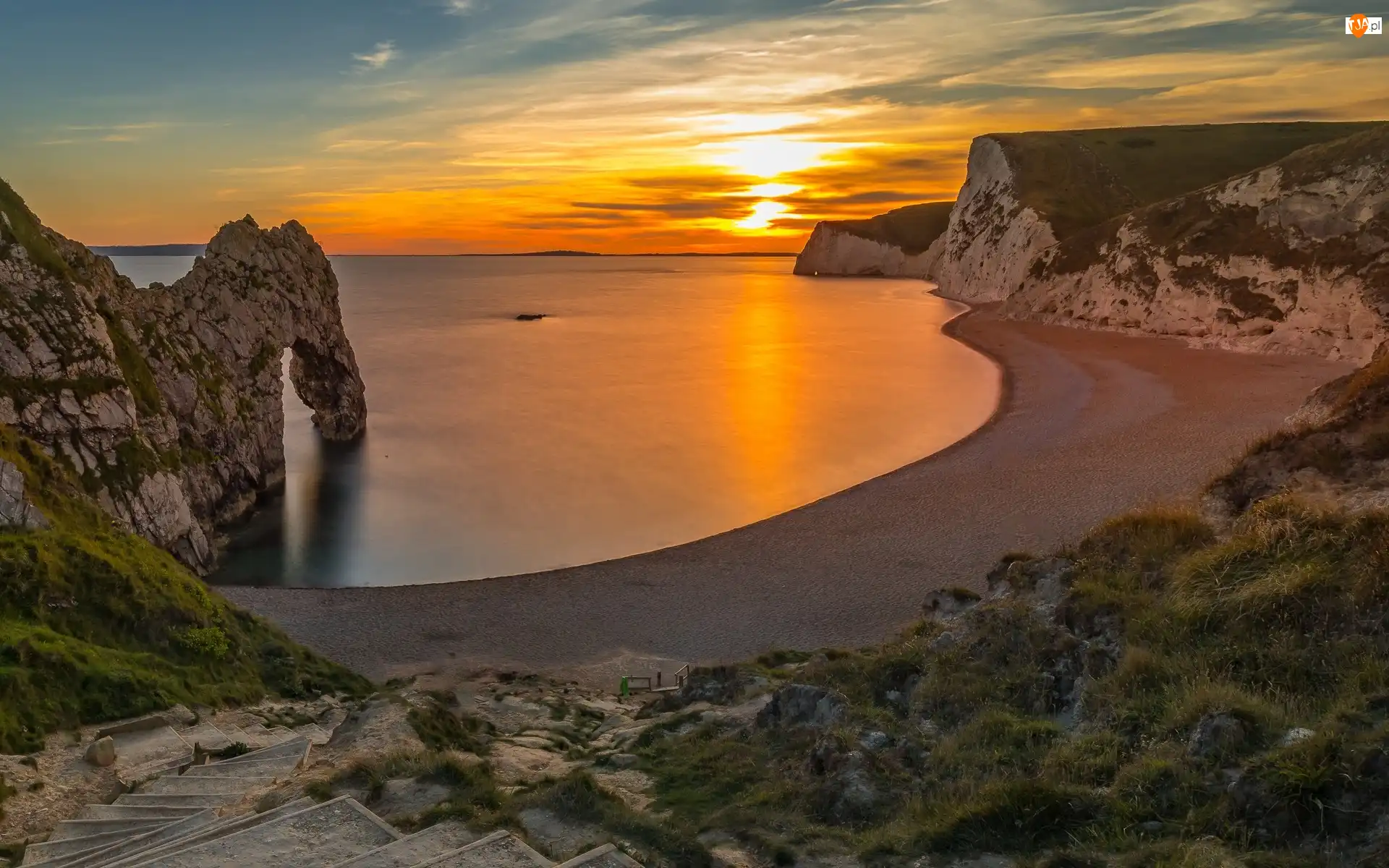 Zachód słońca, Hrabstwo Dorset, Durdle Door, Skały, Łuk, Wybrzeże Jurajskie, Morze, Anglia, Plaża
