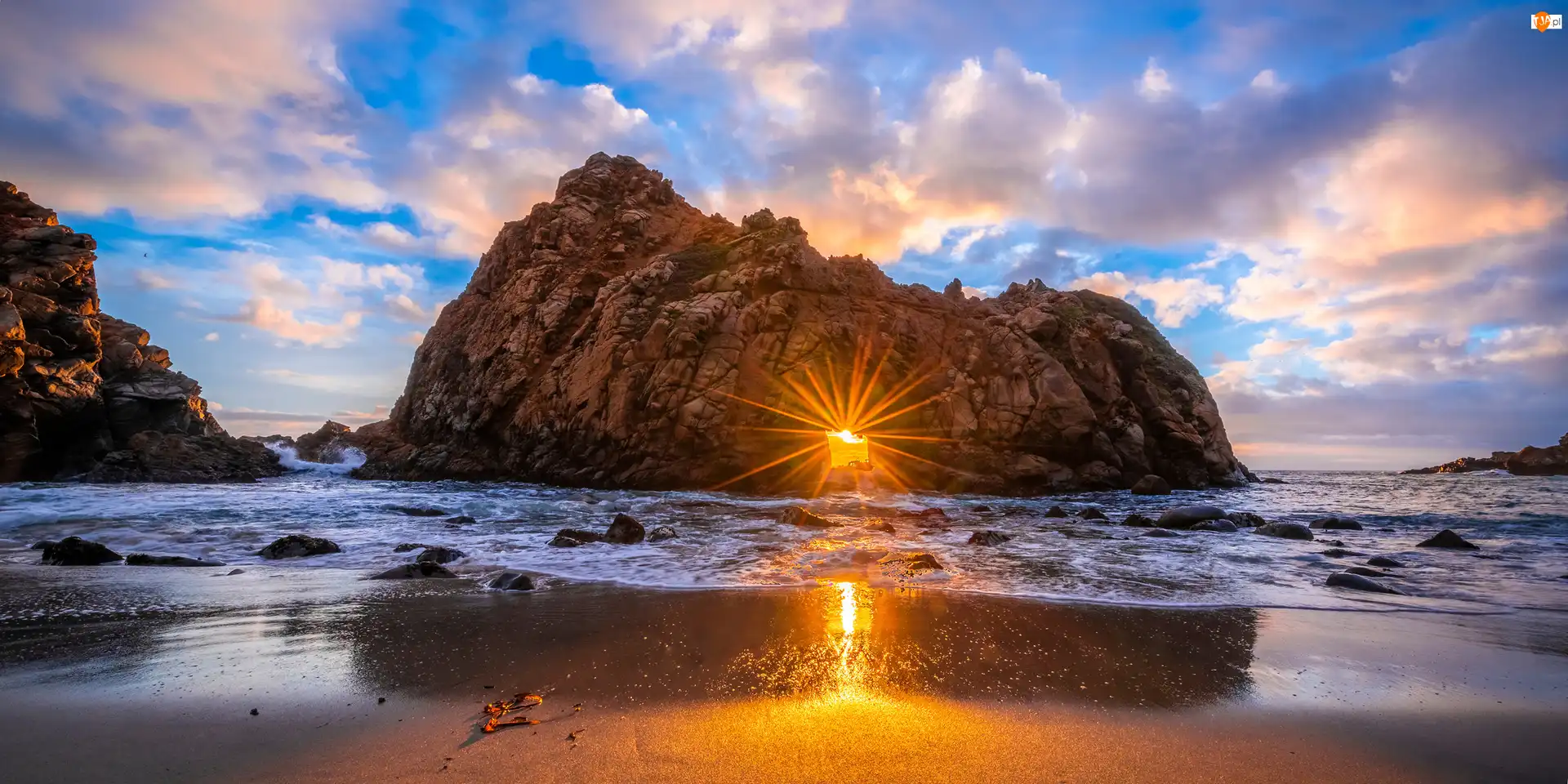 Fale, Stany Zjednoczone, Pfeiffer Beach, Skała, Kalifornia, Wschód słońca, Keyhole Arch, Plaża