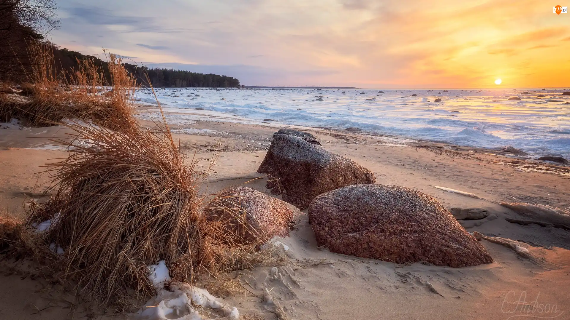Trawa, Wschód słońca, Plaża, Morze, Kamienie