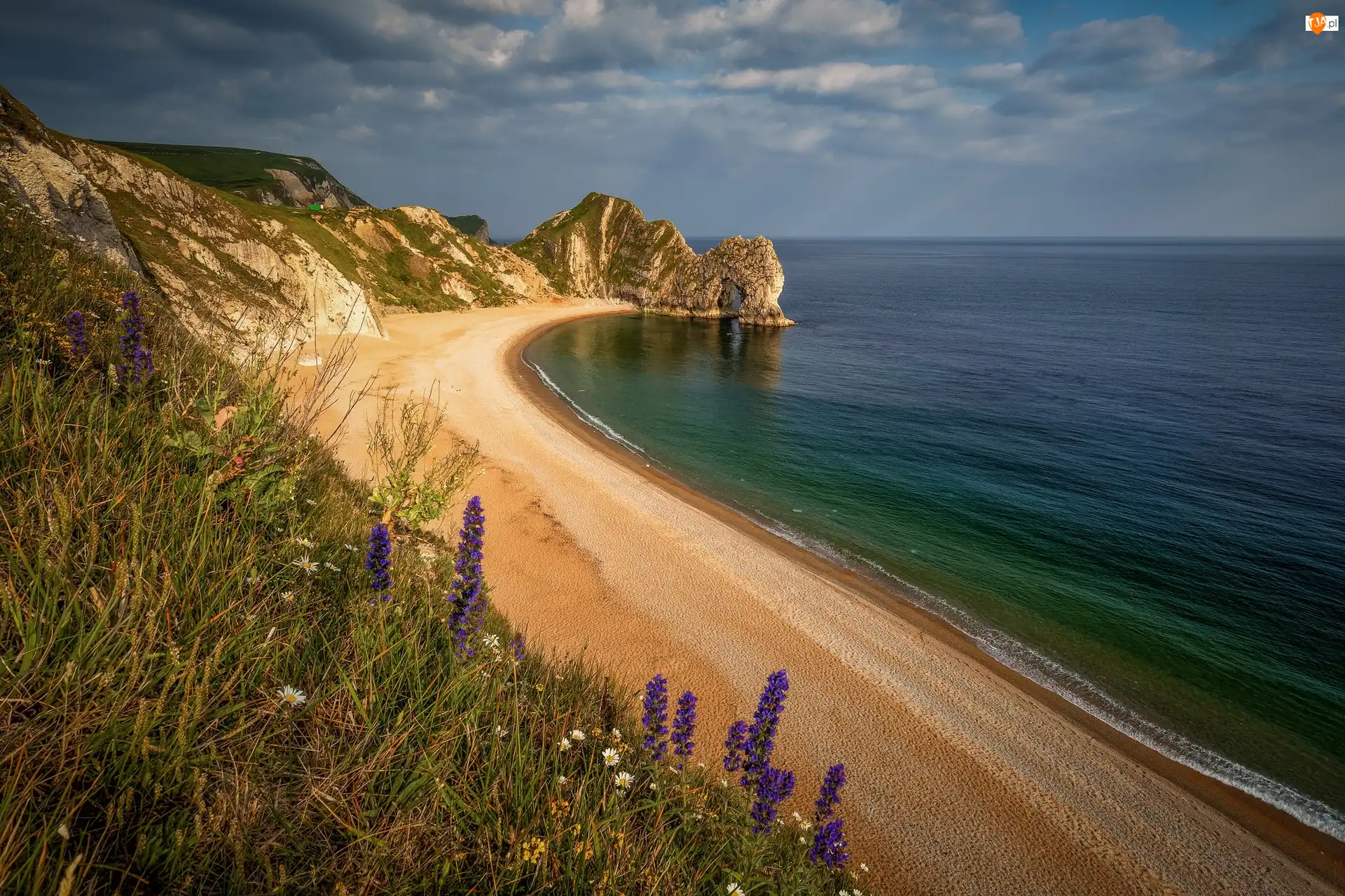 Łuk wapienny Durdle Door, Skały, Anglia, Wybrzeże Jurajskie, Hrabstwo Dorse, Plaża, Morze