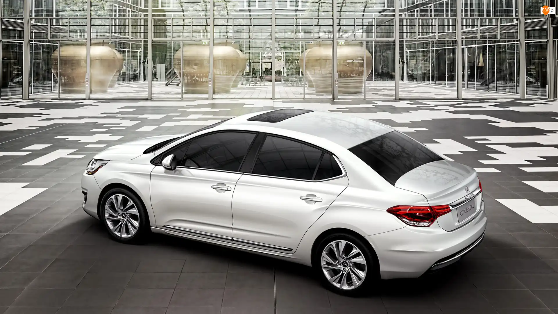 Sedan, Citroen C4 L