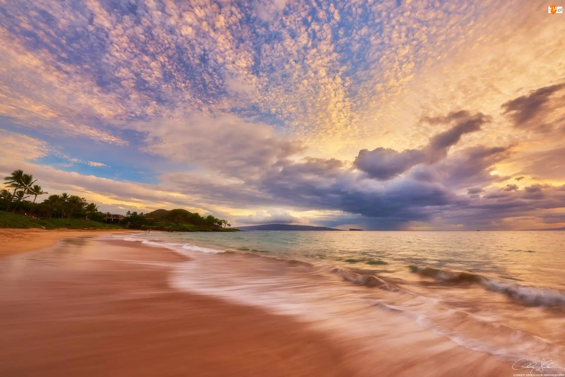 Wyspa Maui, Hawaje, Chmury, Wschód słońca, Morze, Plaża Makena