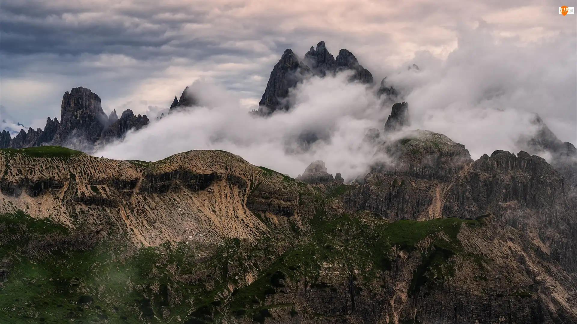 Cadini di Misurina, Włochy, Dolomity, Góry, Mgła