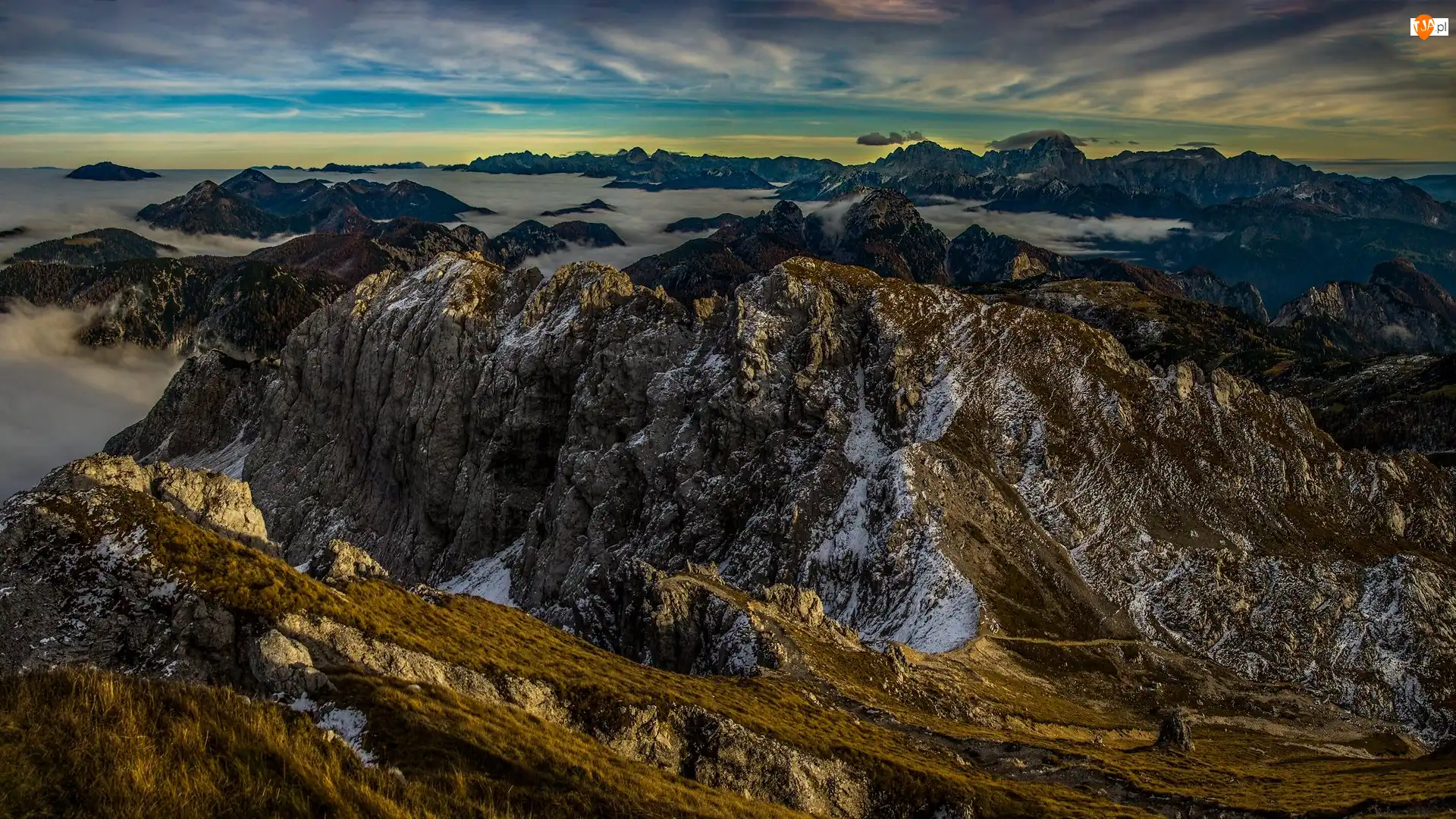 Szczyty, Chmury, Skaliste, Góry, Mgła