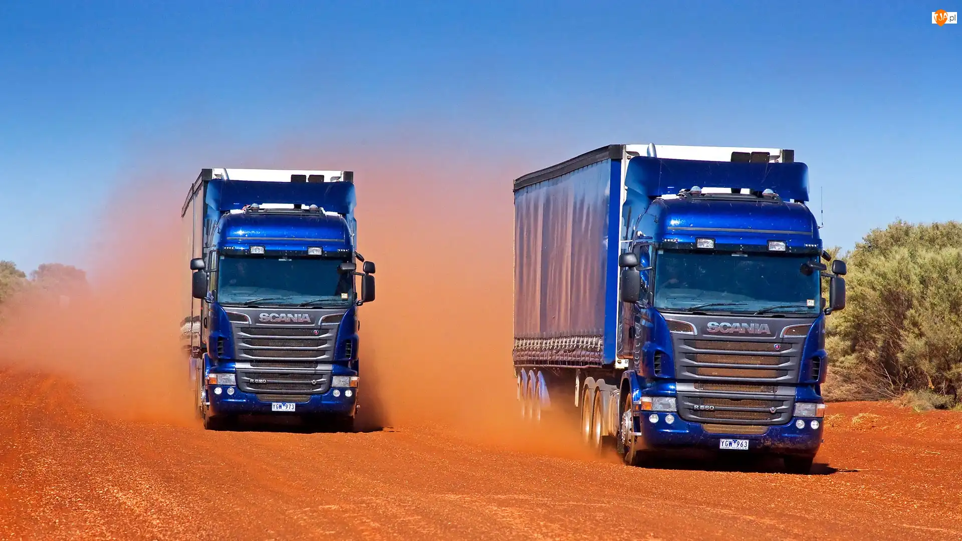 Pył, Ciężarówki, Scania, Droga