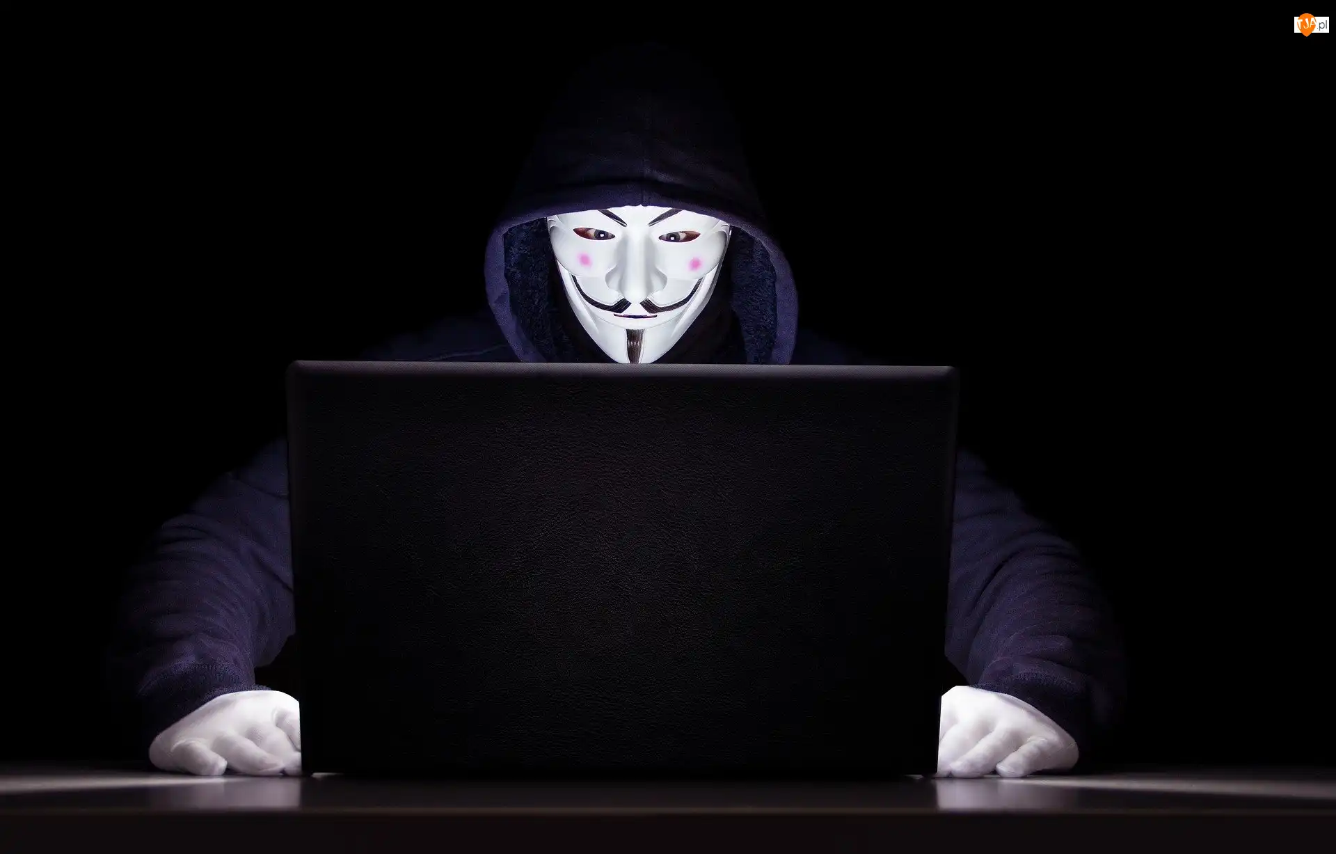 Anonymous, Człowiek, Maska