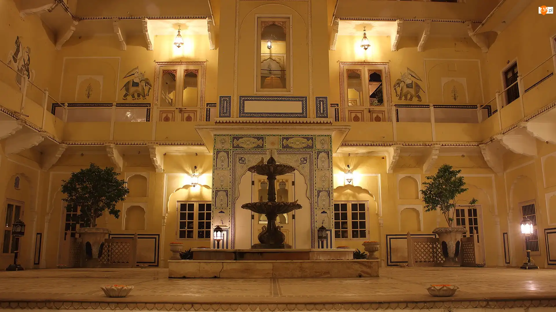 Pałac Wiatrów, Wnętrze, Indie, Hawa Mahal, Radżastar, Jaipur, Fontanna