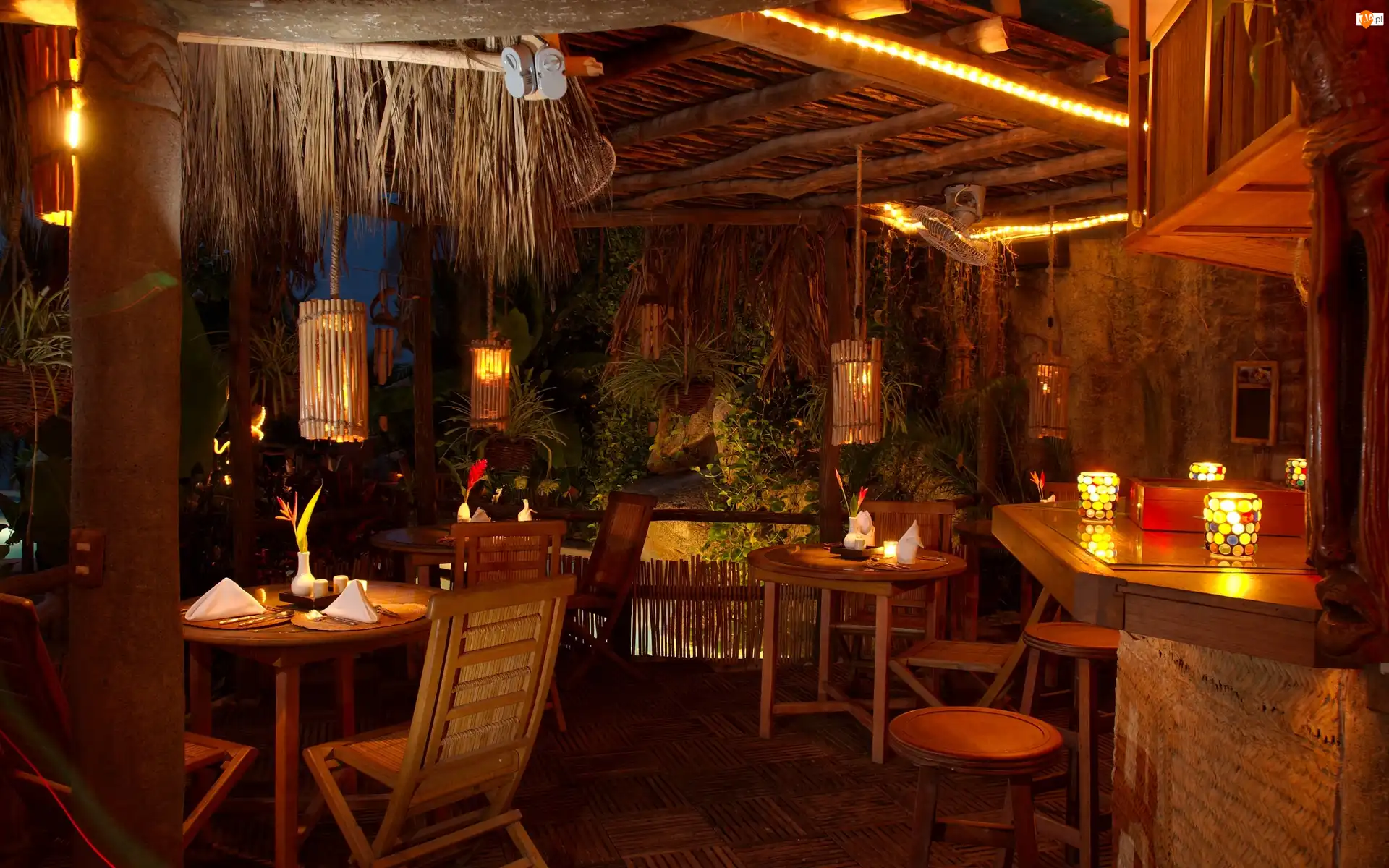 Restauracja, Bar, Stoliki, Krzesła