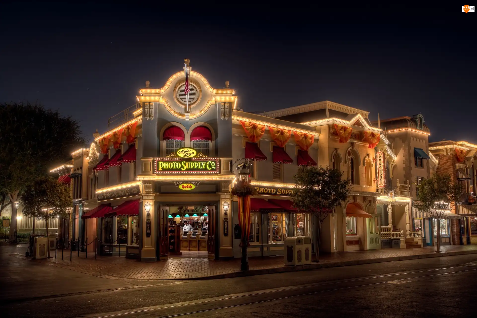 USA, Miasto nocą, Disneyland, Kalifornia