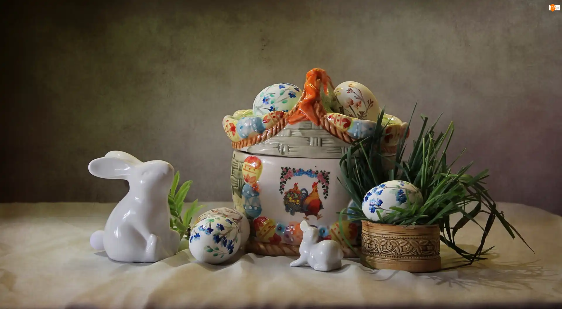 Figurki, Zajączki, Wielkanoc, Pisanki, Trawa, Koszyczek, Ceramiczny