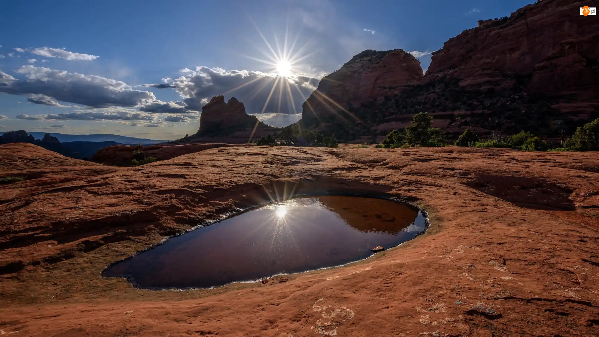 Kałuża, Promienie słońca, Stany Zjednoczone, Skały, Arizona, Sedona, Chmury
