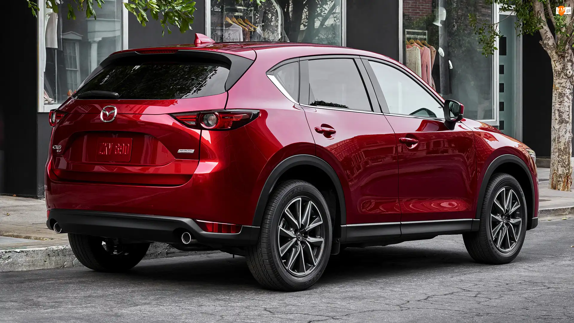 Mazda CX-5, Czerwona