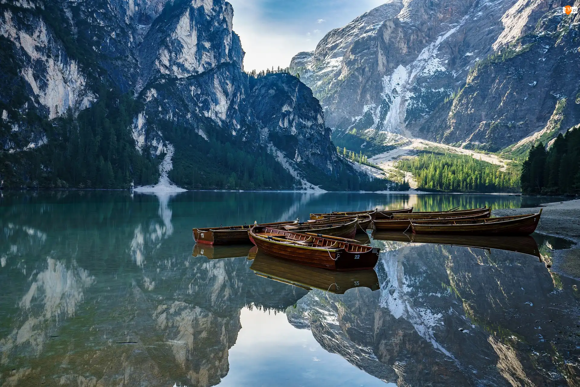 Dolomity, Łódki, Góry, Włochy, Jezioro Pragser Wildsee