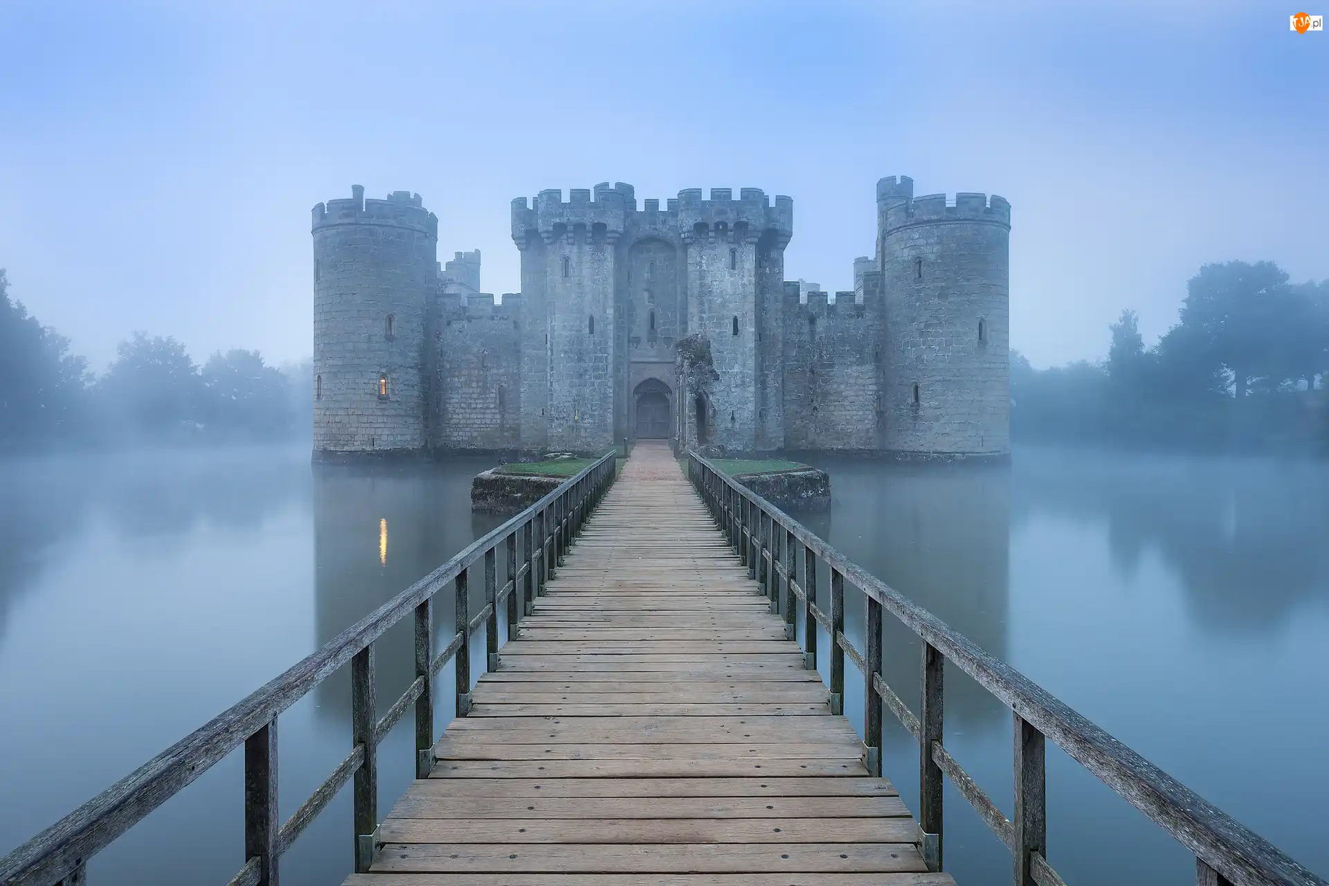 Bodiam Castle, Drewniany, Anglia, Zamek Bodiam, Wieś Robertsbridge, Fosa, Most