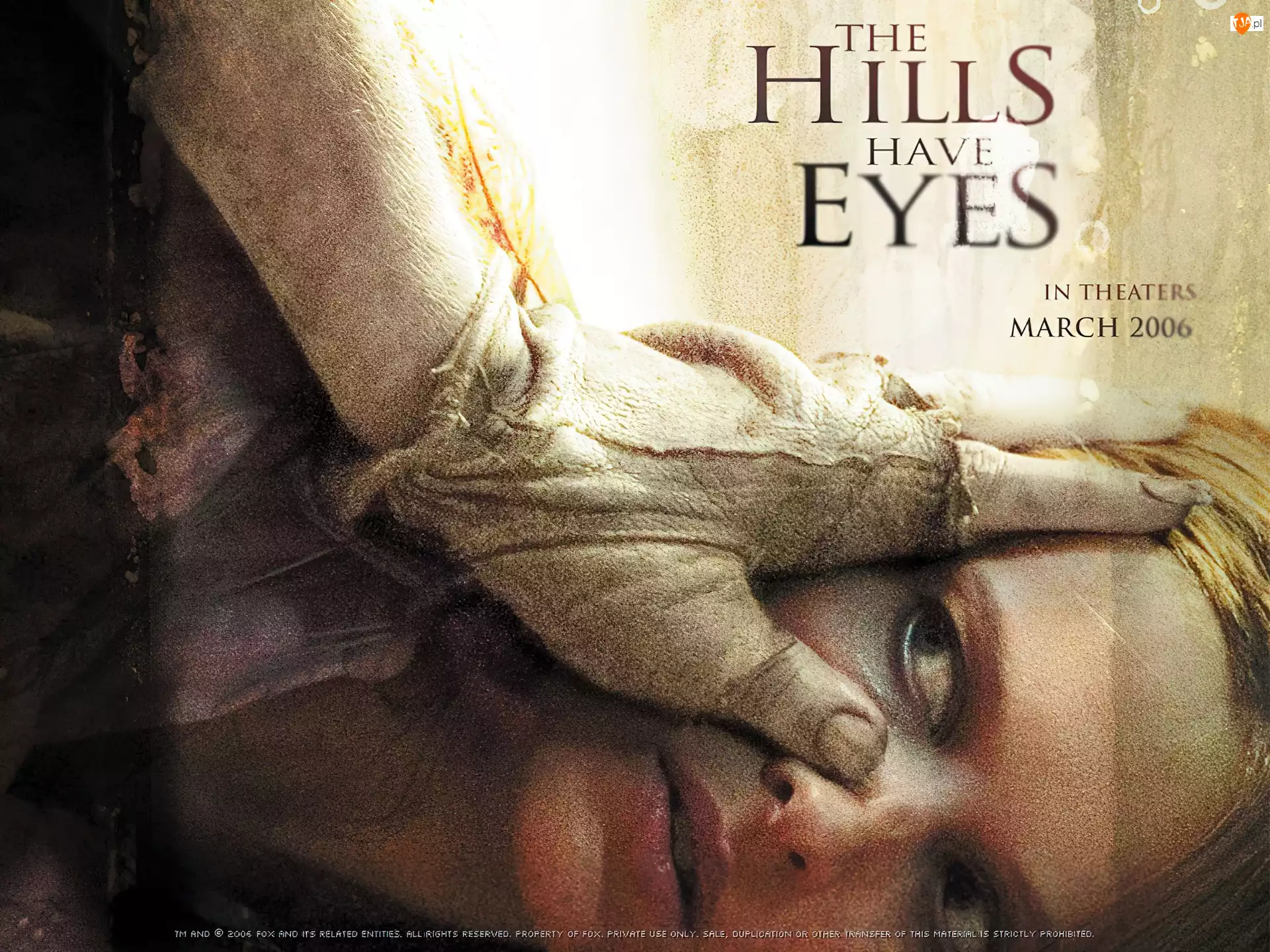 dłoń, horror, kobieta, The Hills Have Eyes, paznokcie
