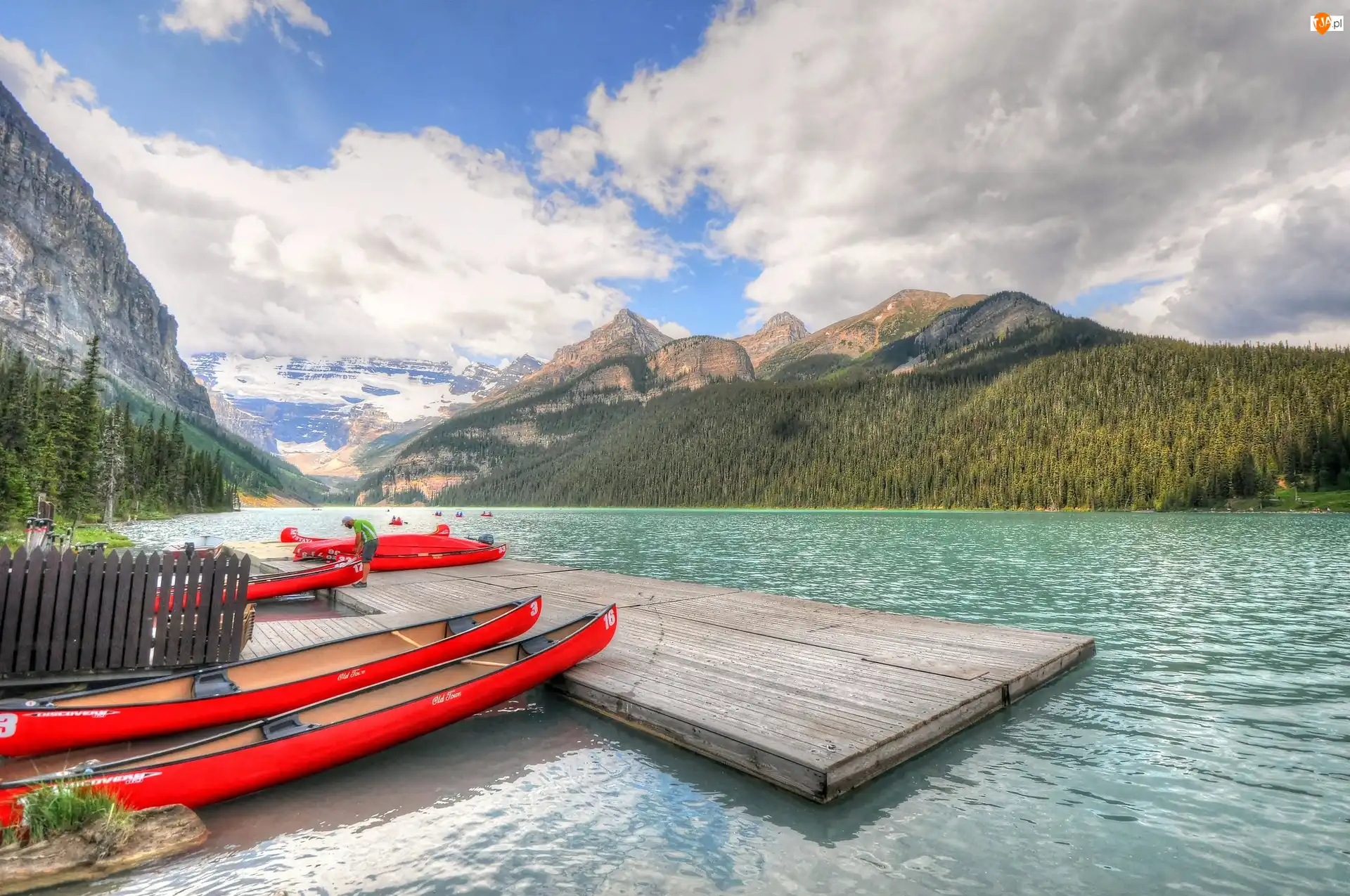 Prowincja Alberta, Park Narodowy Banff, Jezioro Lake Louise, Kanada, Góry, Pomost, Kajaki