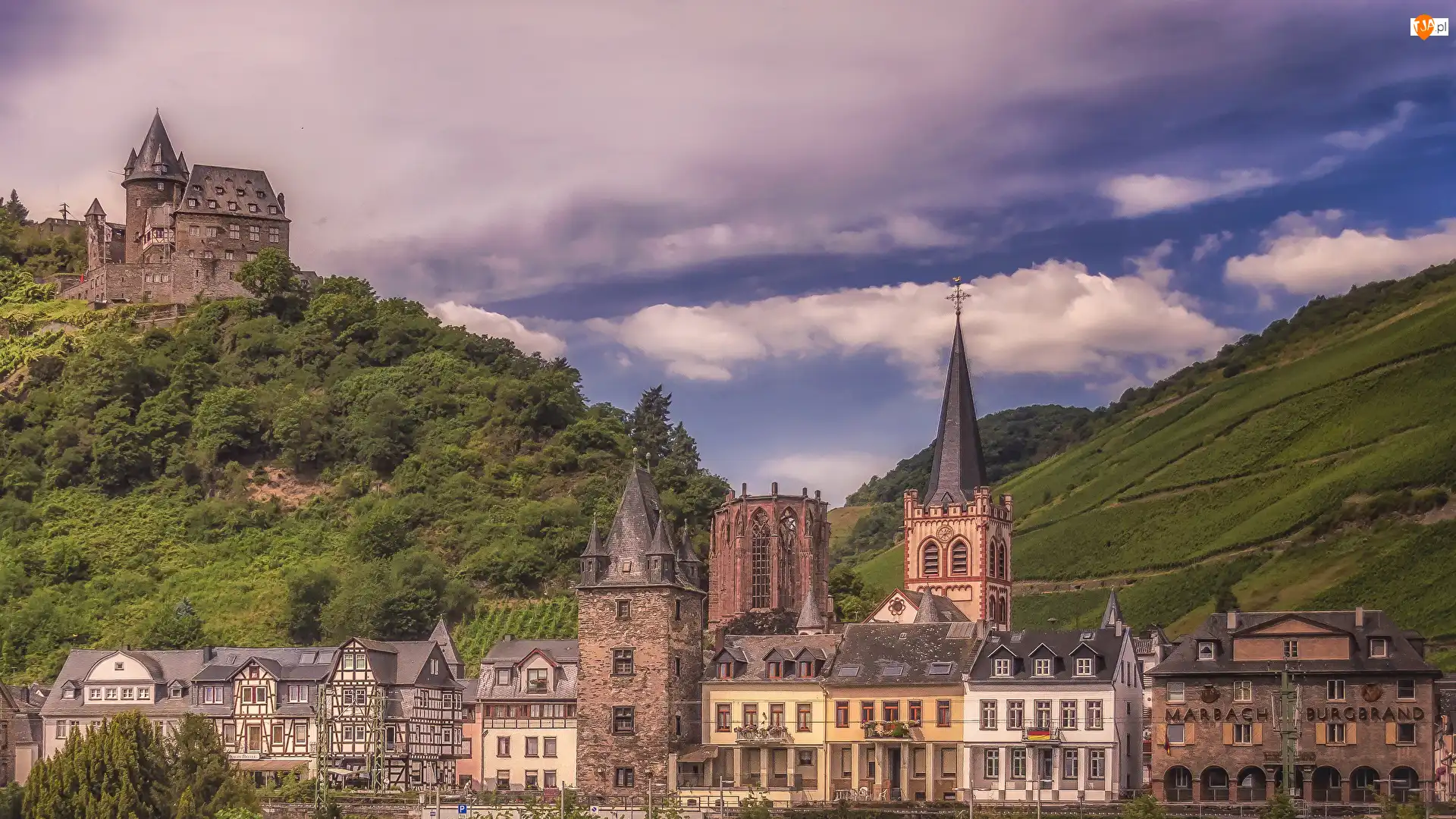 Bacharach, Niebo, Domy, Niemcy, Las, Zamek Stahleck, Wzgórza