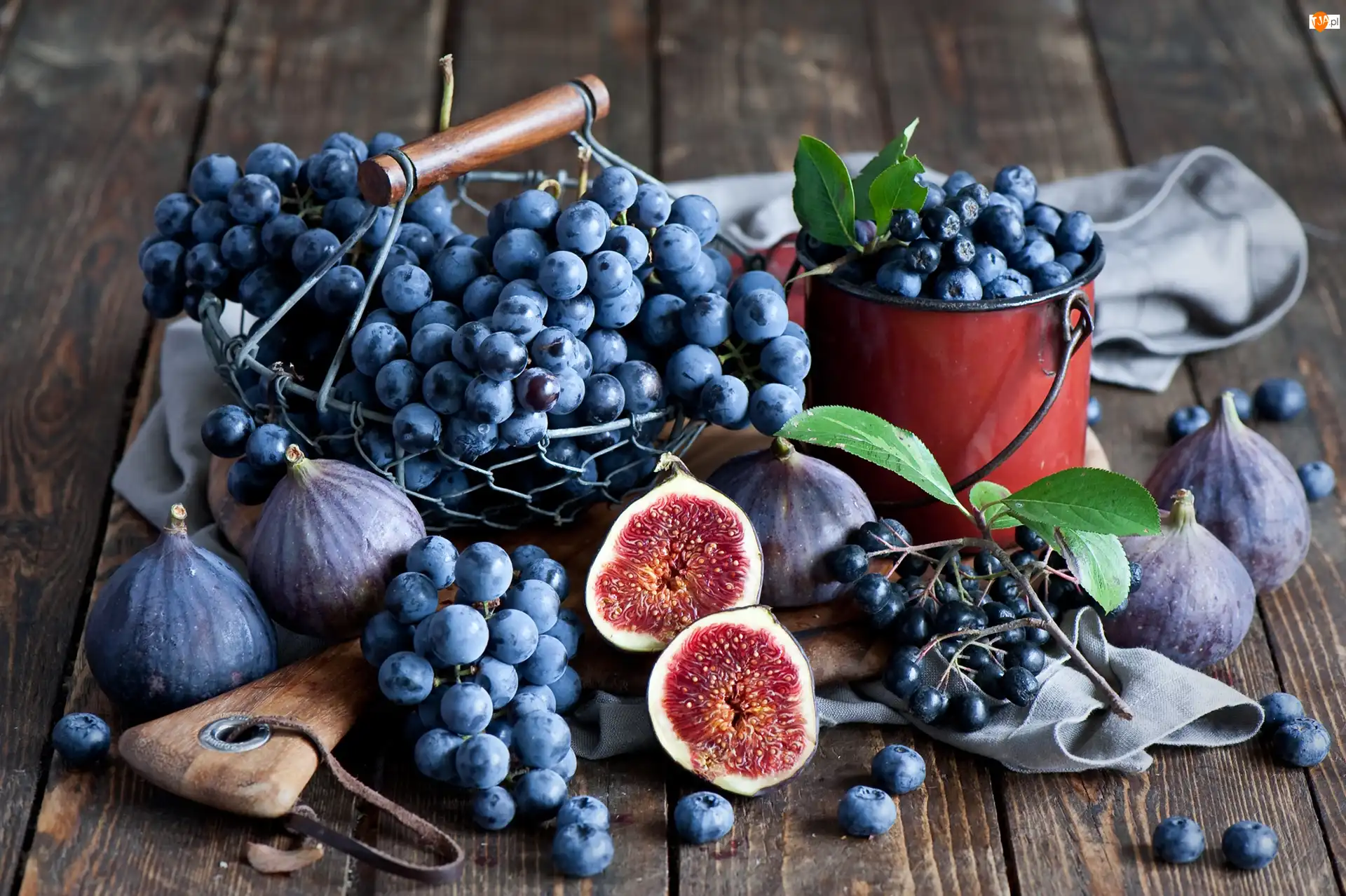 Figi, Aronia, Winogrona, Owoce, Borówki