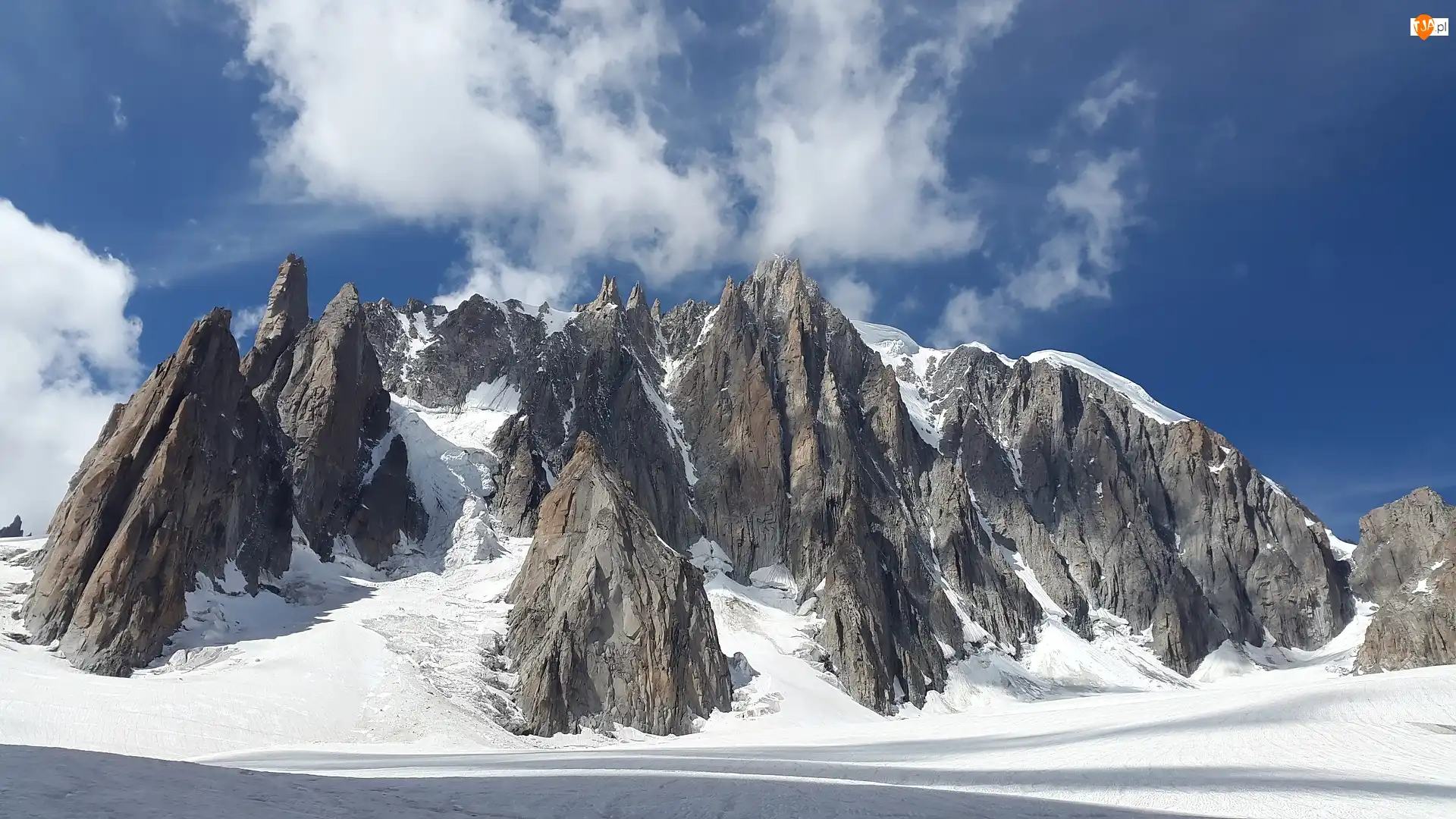 Zima, Góry, Mont Blanc du Tacul, Chmury, Mont Blanc, Śnieg, Francja, Szczyty
