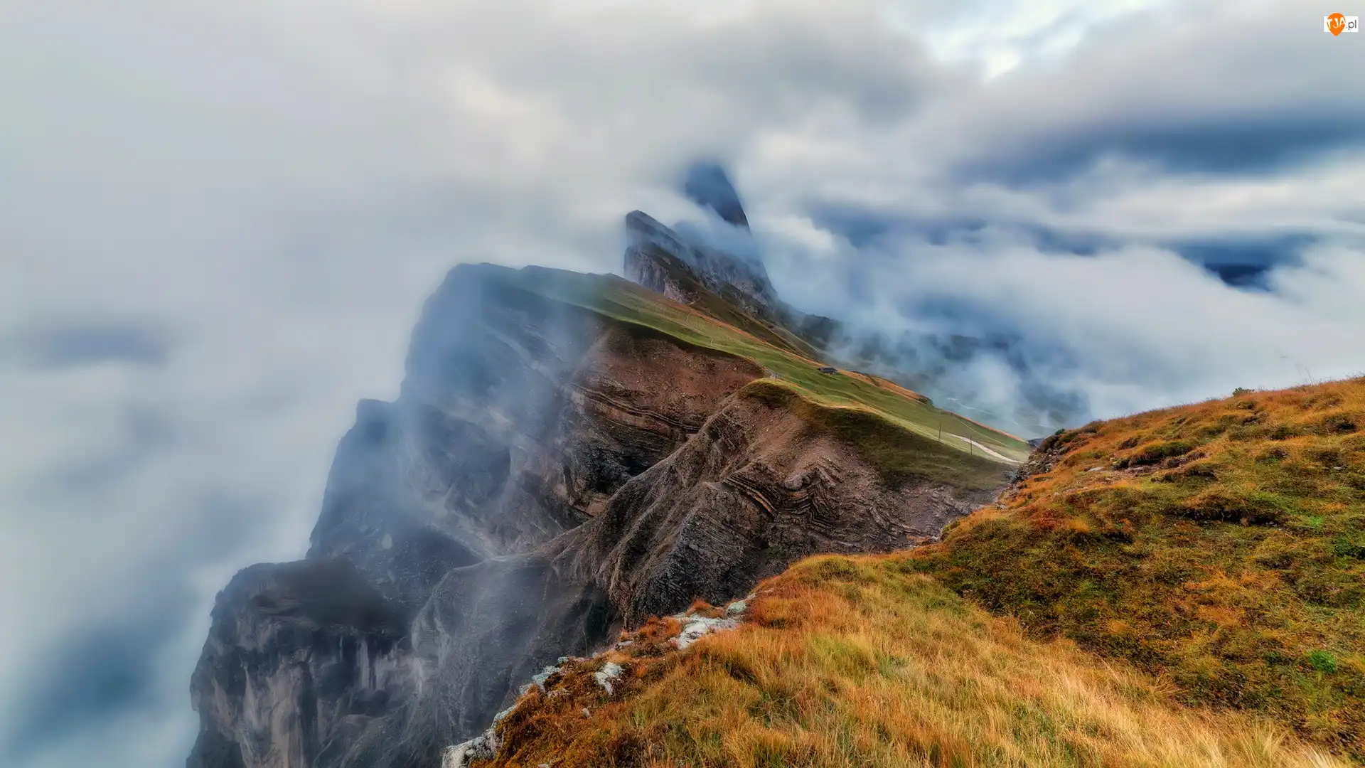 Południowy Tyrol, Dolomity, Jesień, Włochy, Mgła, Chmury, Szczyt Seceda