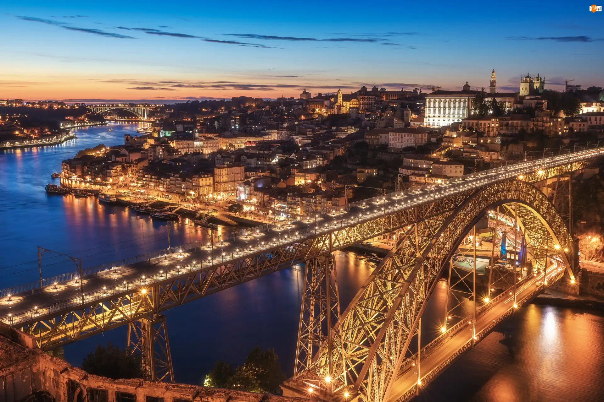 Most Ponte Luís I, Świt, Domy, Portugalia, Rzeka Duero, Porto