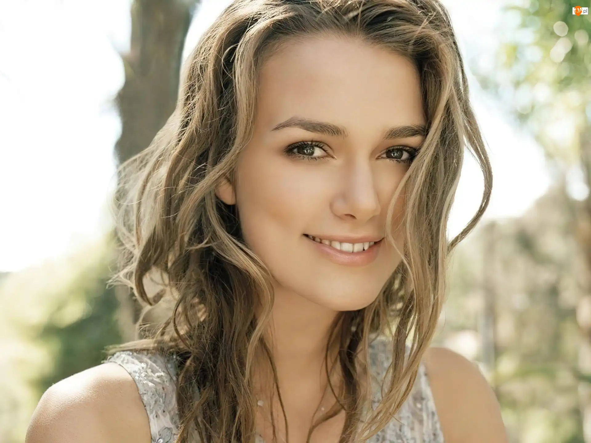 Jasne Włosy, Keira Knightley, Uśmiech