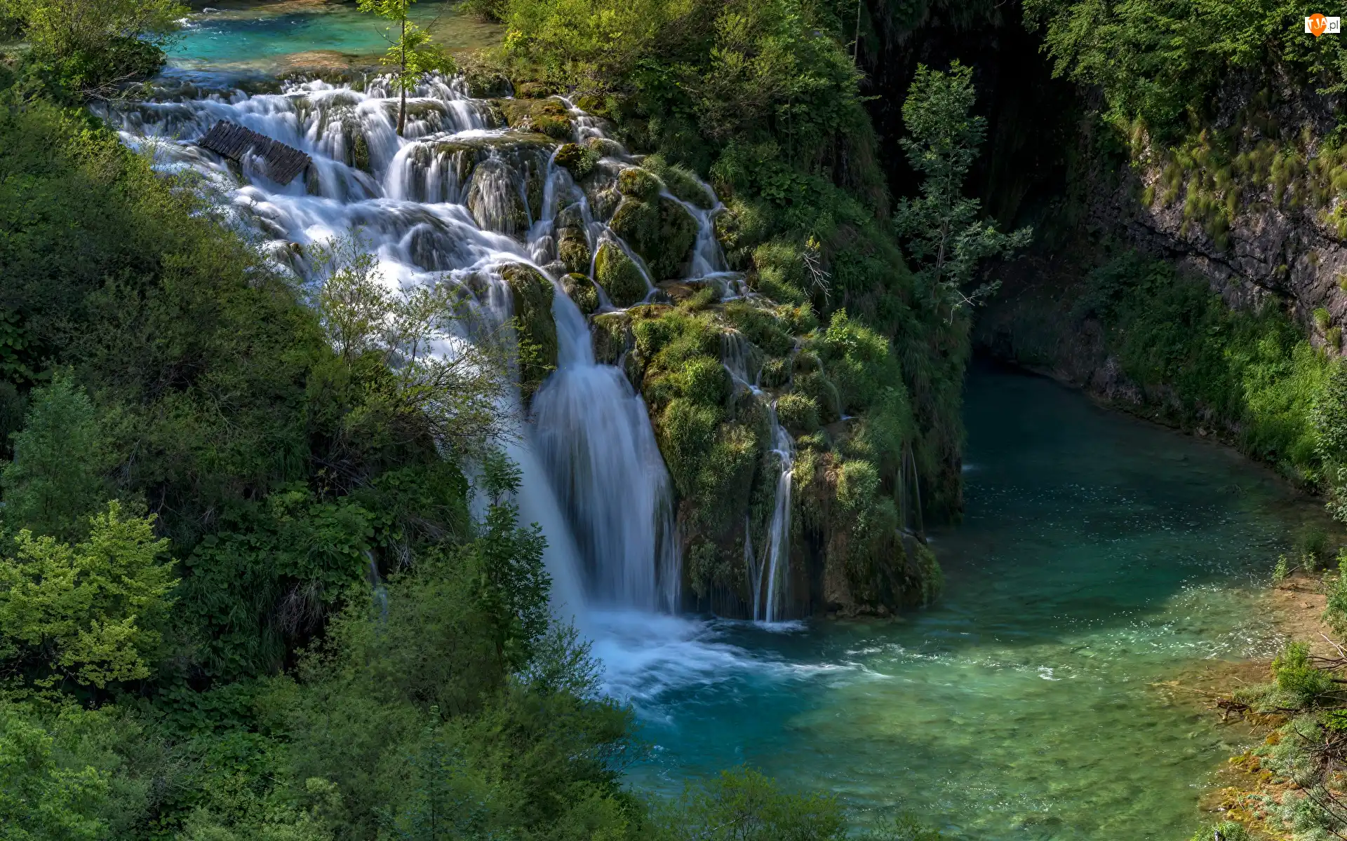 Plitvice, Chorwacja, Korana Waterfall, Park Narodowy Jezior Plitwickich, Wodospad, Skały, Drzewa