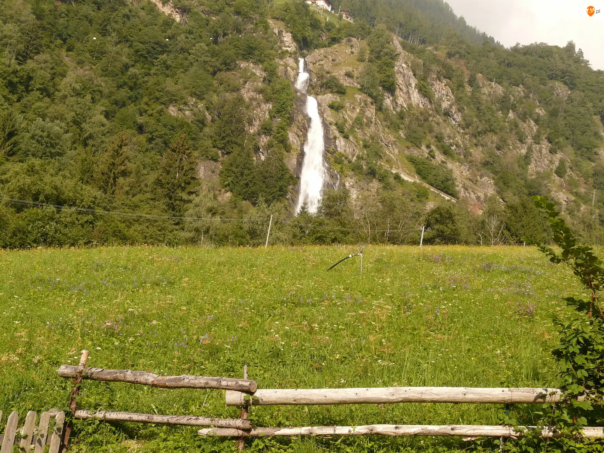 Ogrodzenie, Góry, Włochy, Łąka, Południowy Tyrol, Partschins Wasserfall, Wodospad