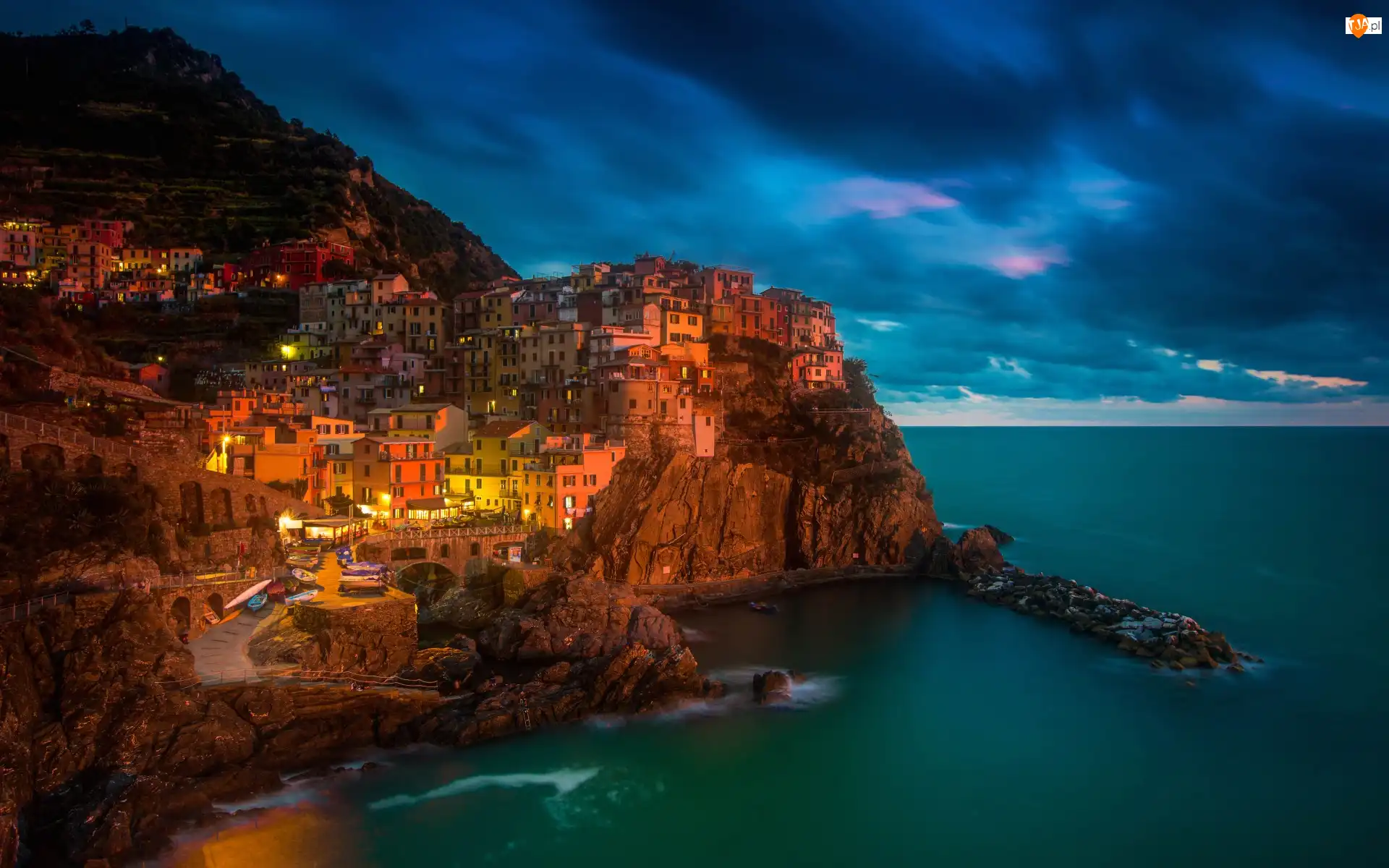 Morze, Domy, Manarola, Włochy, Noc