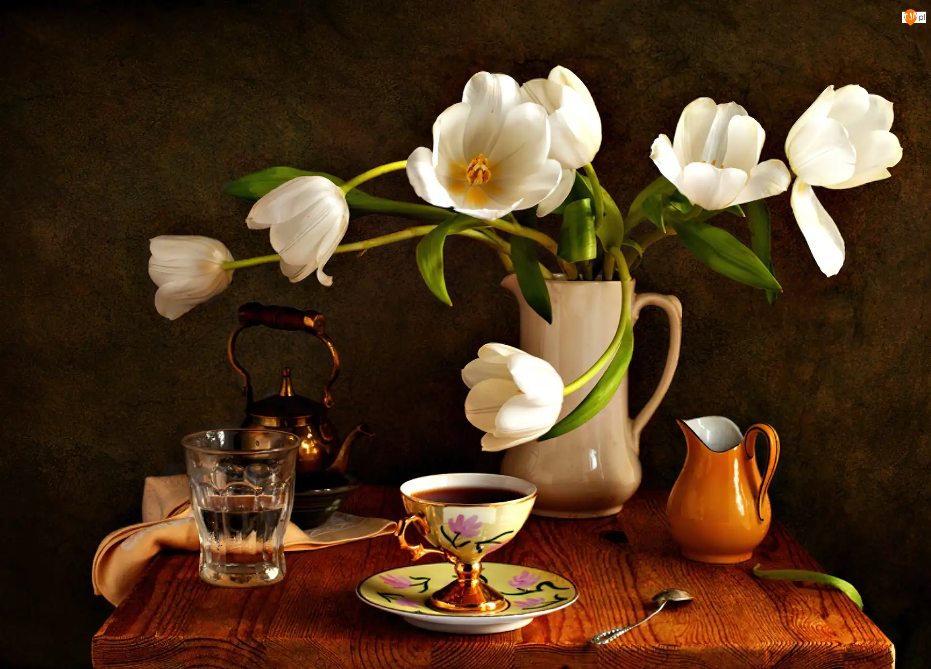 Porcelana, Czajniczek, Tulkpany, Białe, Szklanka