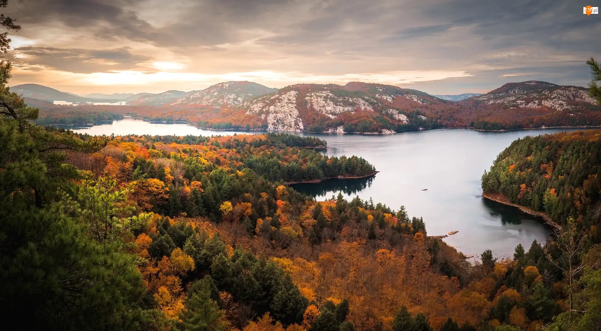 Góry, Jesień, Drzewa, Kanada, Jezioro Killarney, Ontario