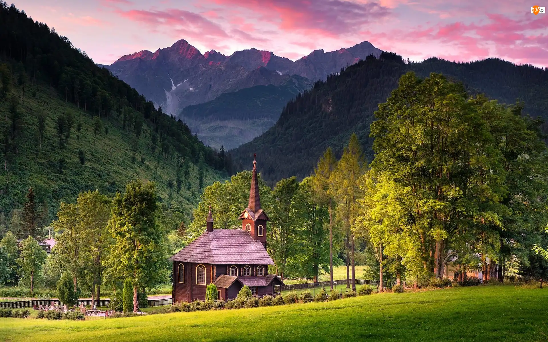 Tatrzańska Jaworzyna, Góry, Drzewa, Słowacja, Zielone, Kościół św Anny, Tatry