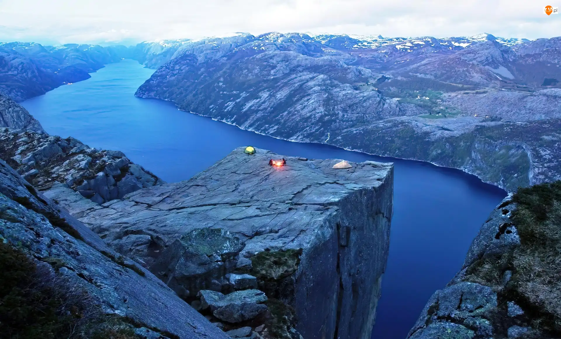 Góry, Norwegia, Klif Preikestolen, Fiord Lysefjorden