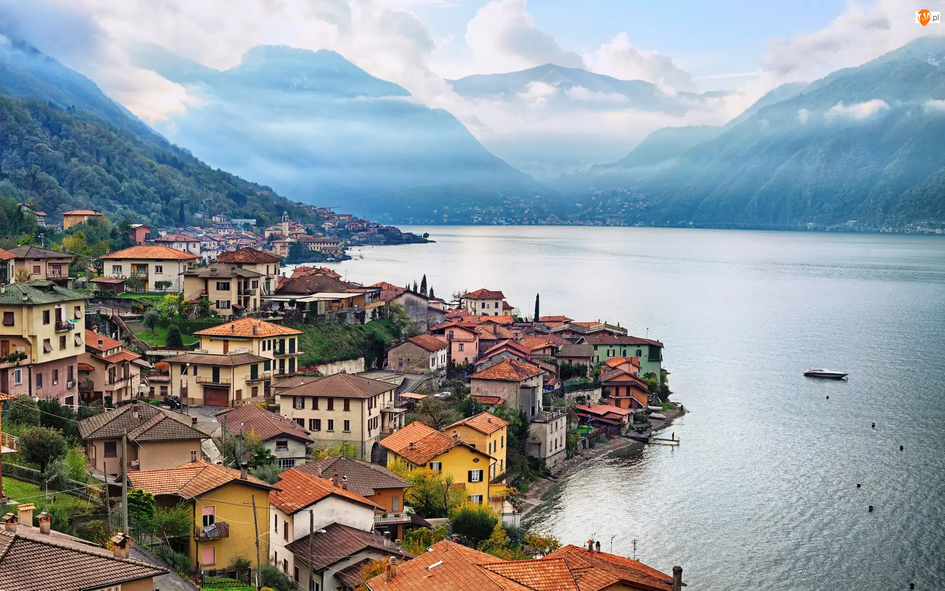 Miasto Como, Jezioro Como, Góry Alpy, Włochy, Domy, Region Lombardia