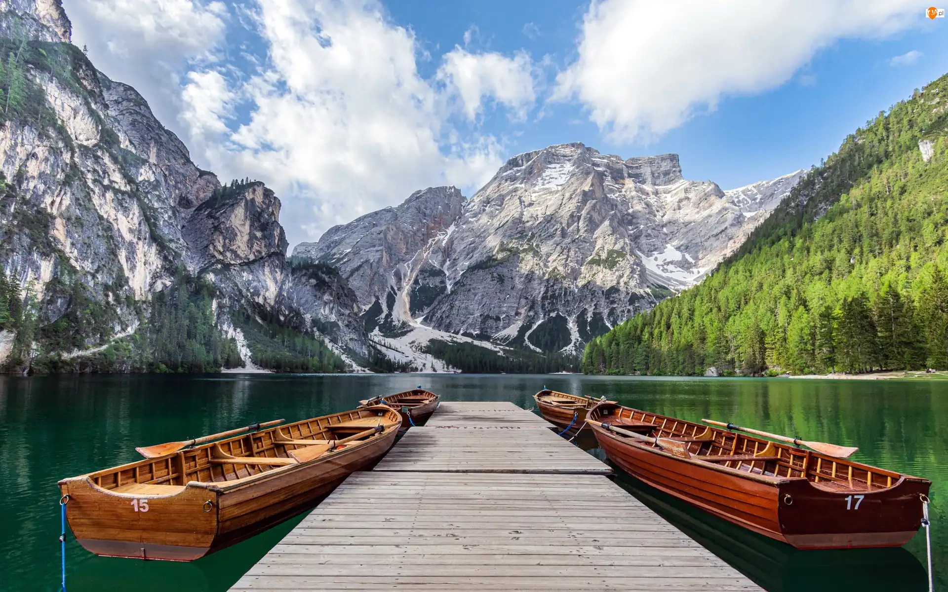 Włochy, Lago di Braies, Południowy Tyrol, Pomost, Lasy, Góry, Dolomity, Jezioro Pragser Wildsee, Łódki
