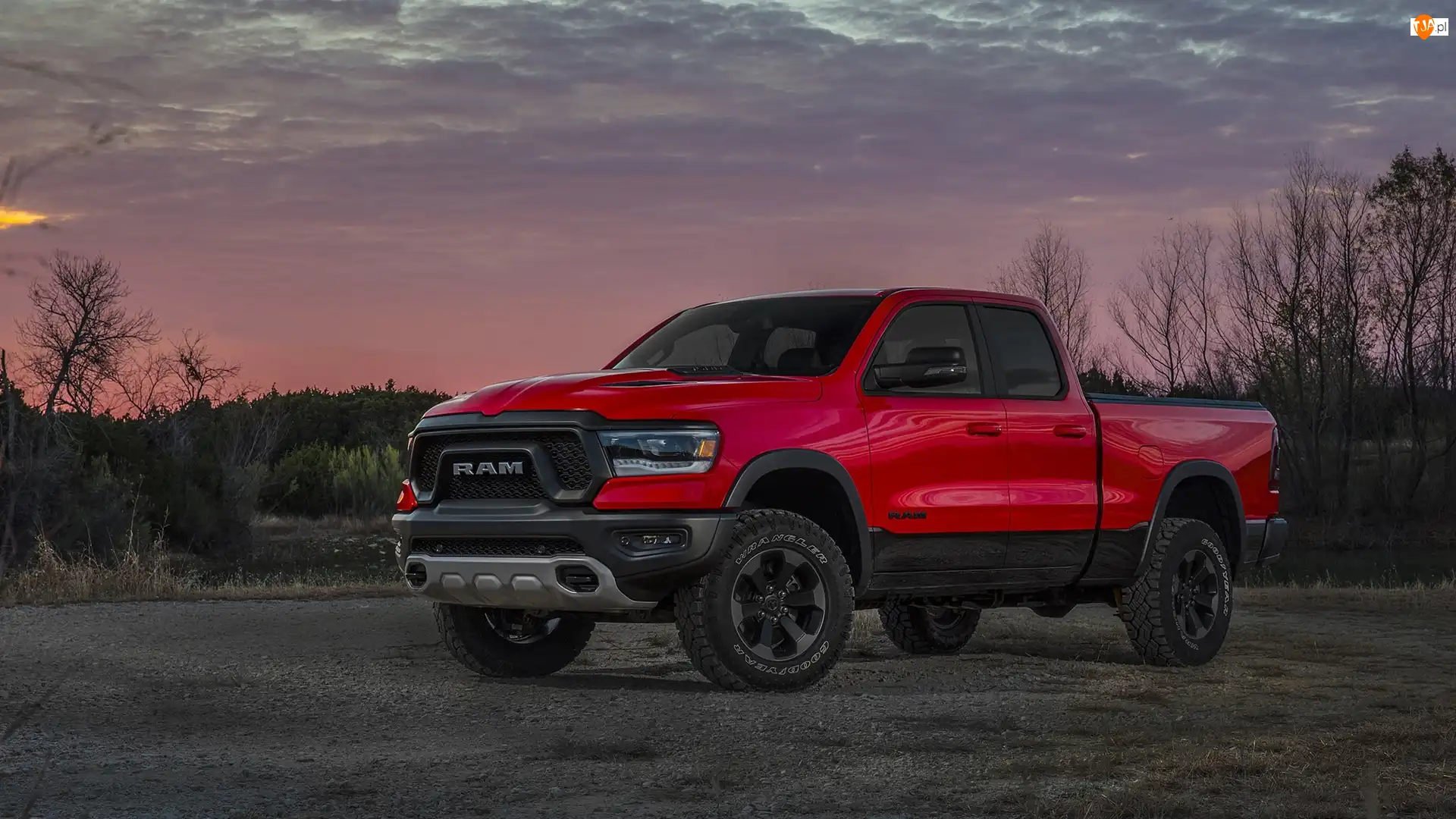Zachód Słońca, Czerwony, Dodge Ram 1500