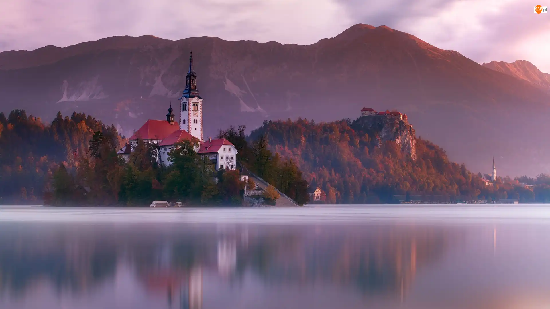 Jezioro Bled, Wyspa Blejski Otok, Zachód słońca, Słowenia, Alpy Julijskie, Góry, Kościół Zwiastowania Marii Panny