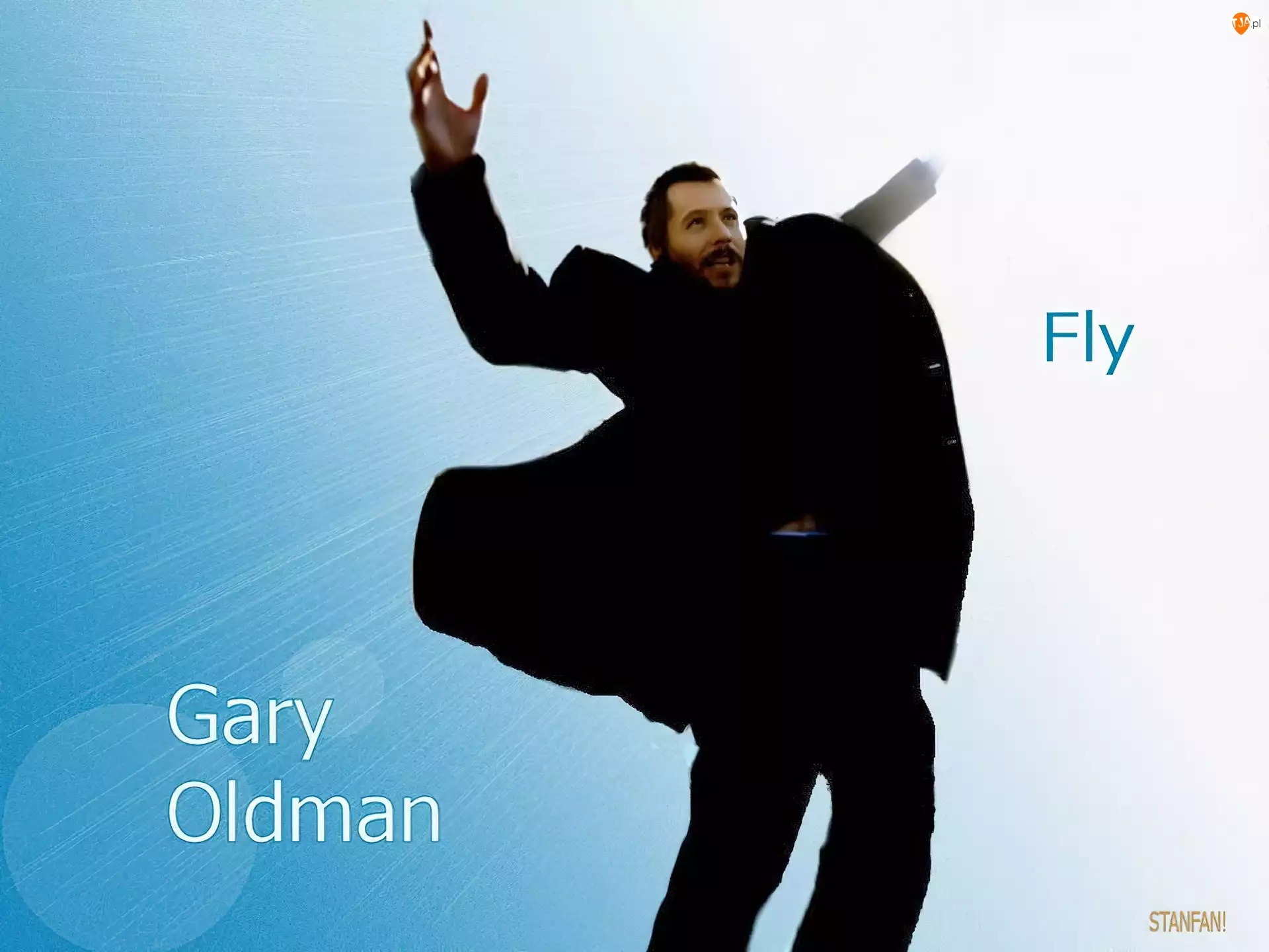 niebo, Gary Oldman, czarny strój