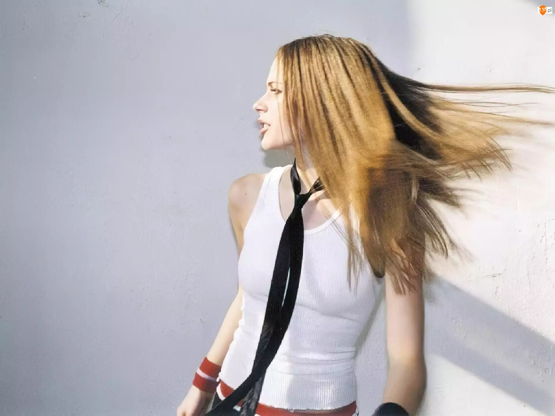 Czarny Krawat, Avril Lavigne