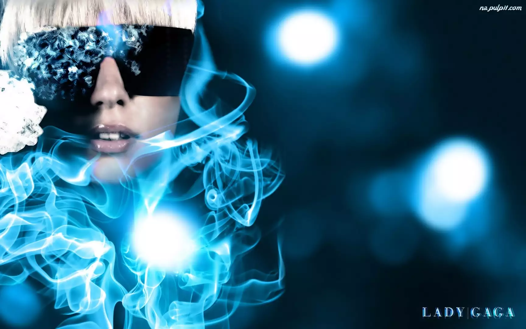Lady Gaga, Ponętne, Usta
